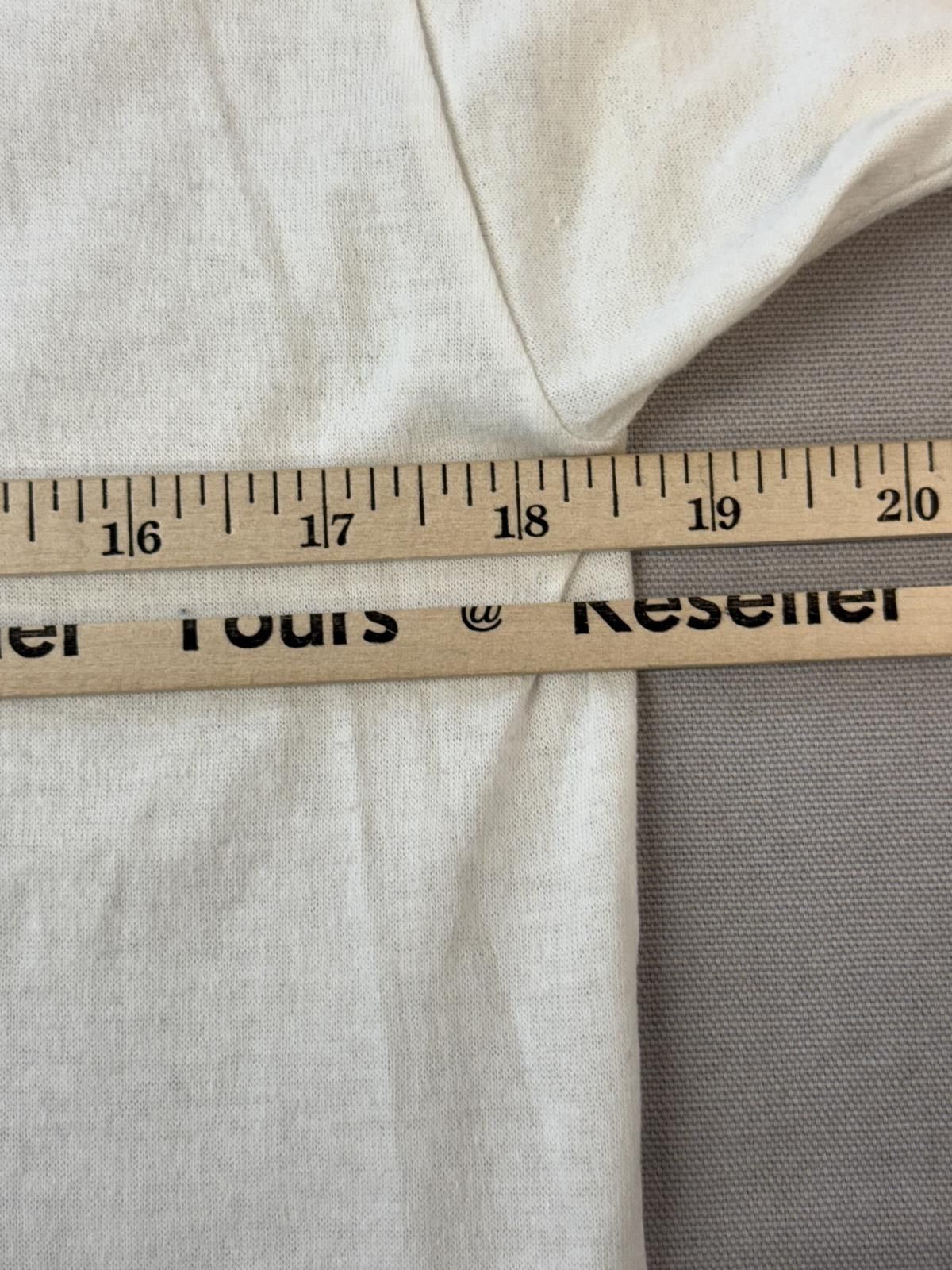 TEE JAYS Vintage Graduation Teddy Bear Alumni Class of 1986 Tee - L Size US L / EU 52-54 / 3 - 7 Thumbnail