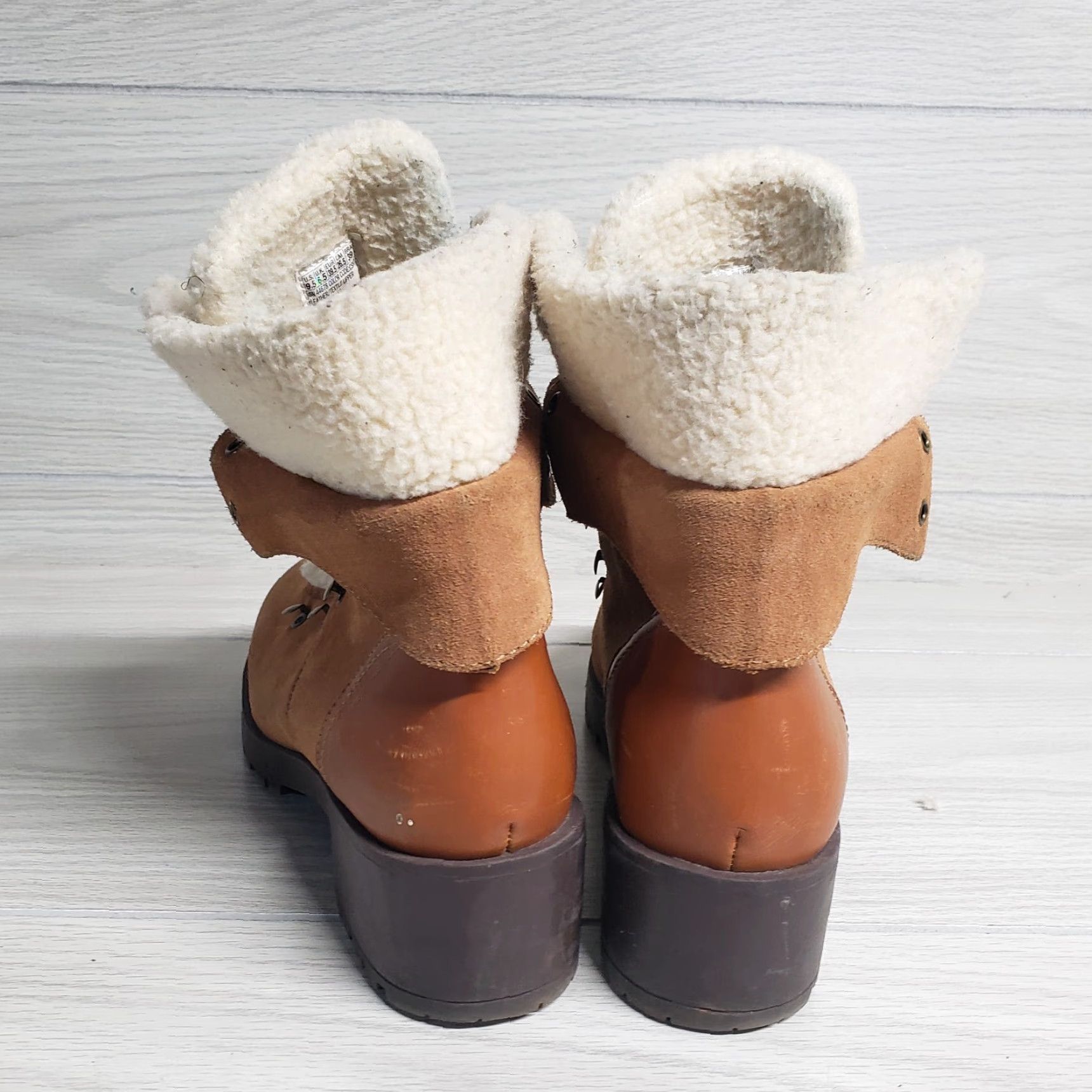 SKECHERS Skechers Boots Women Brown Fur Lined Ankle Winter Low Heel 9.5 Adult Shoes 1990s? Size US 9.5 / IT 39.5 - 5 Thumbnail