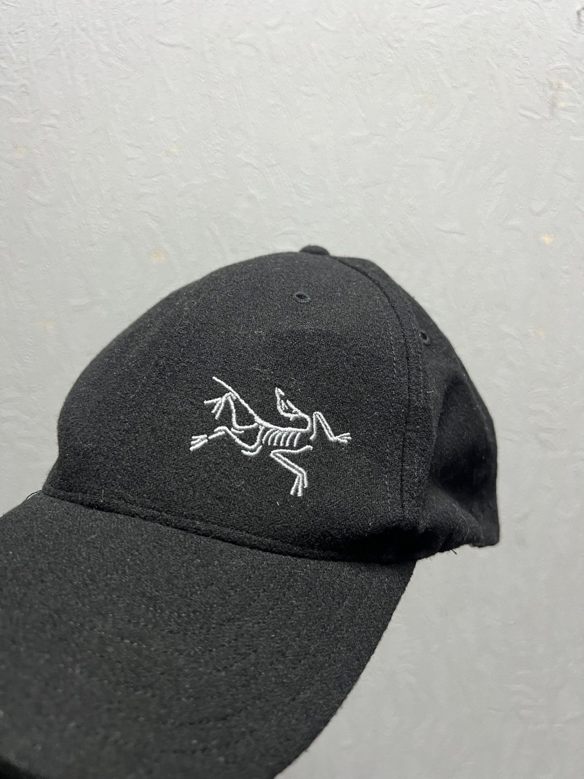 Arc'teryx Arcteryx Cap Hat Vintage Black Size ONE SIZE - 2 Thumbnail