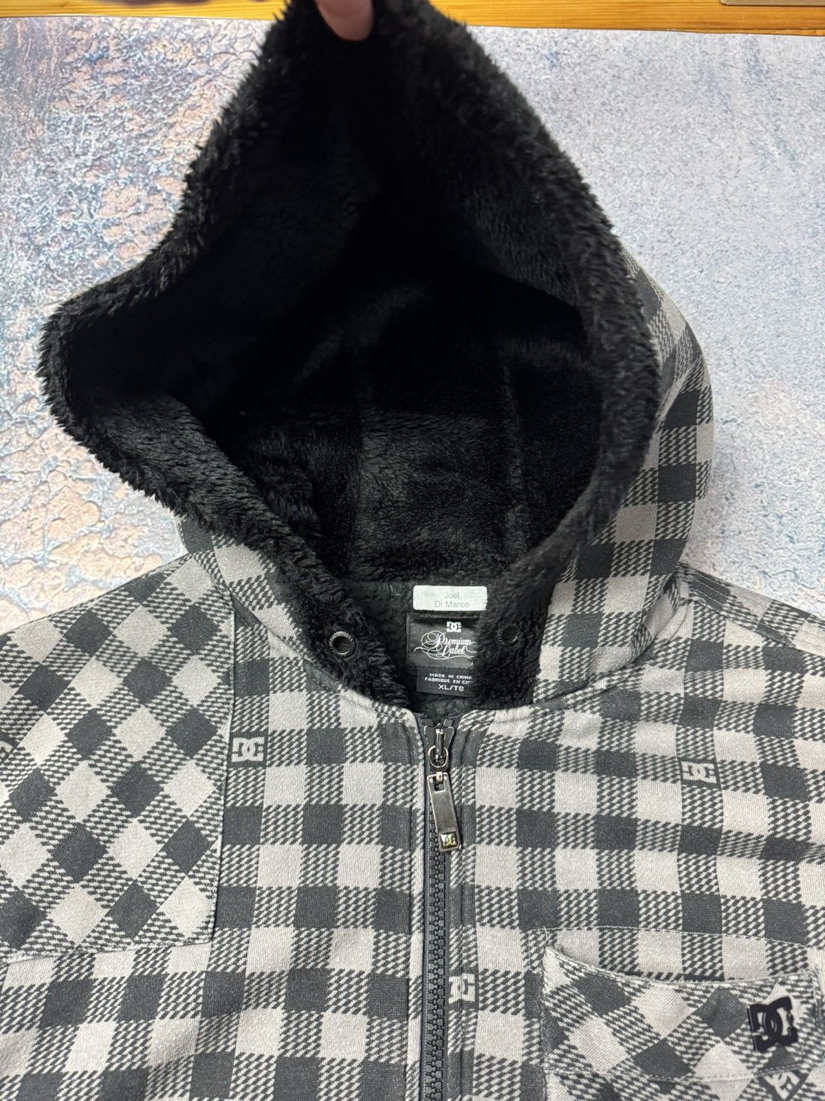 DC DC Shoes Men Hoodie Gray Cotton Plaid Premium Y2K Skate Size US XL / EU 56 / 4 - 5 Thumbnail