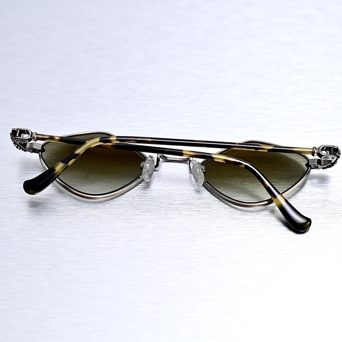Chrome Hearts CHROME HEARTS DIAMOND DOG SUNGLASSES Size ONE SIZE - 10 Thumbnail