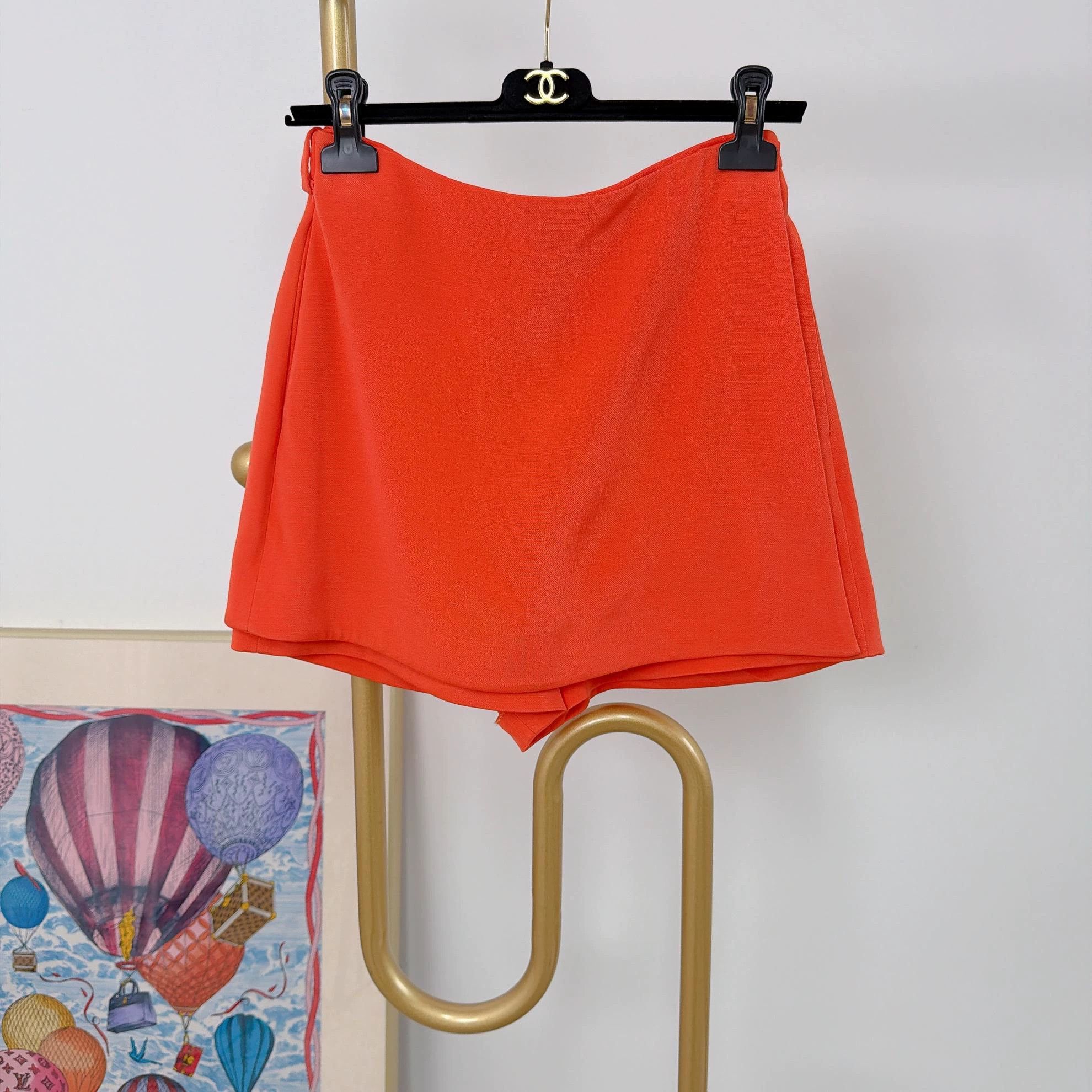 Valentino Valentino Watermelon Red Skirt Pants 38 1976 Size 26" / US 2 / IT 38 - 1 Thumbnail