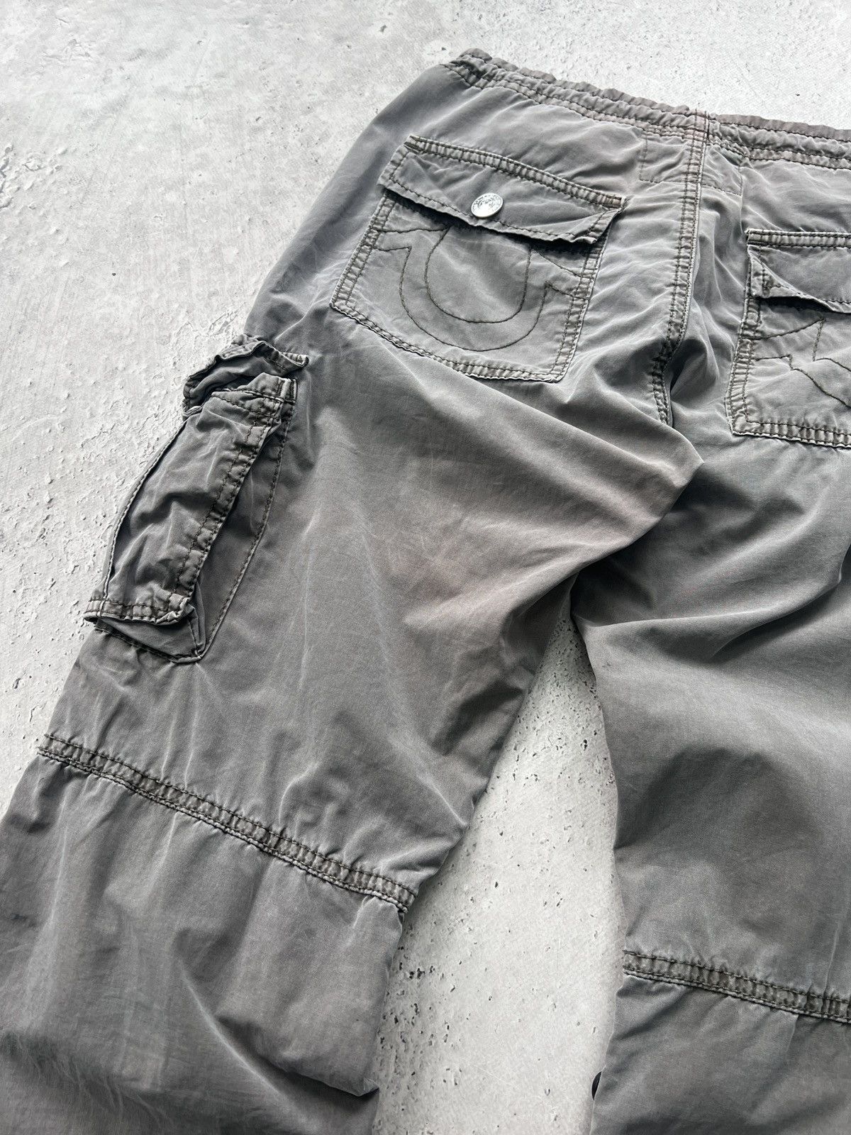 True Religion VINTAGE CARGO BONDAGE TRUE RELIGION PANTS Y2K Size US 30 / EU 46 - 8 Thumbnail