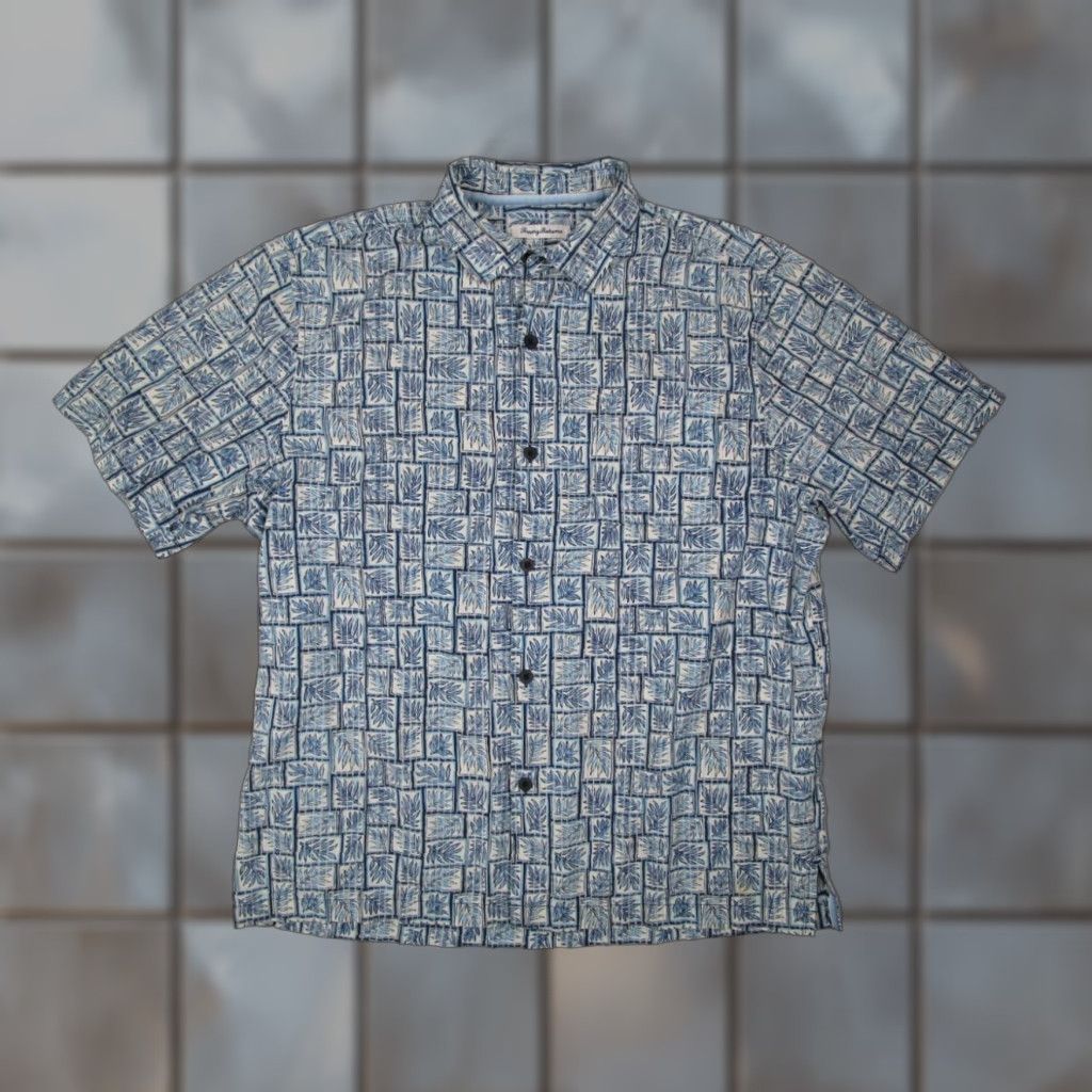 Tommy Bahama Tommy Bahama Mens XL Blue Floral Short Sleeve Hawaiian Button Up Shirt Cotton Silk Blend Size US XL / EU 56 / 4 - 1 Thumbnail