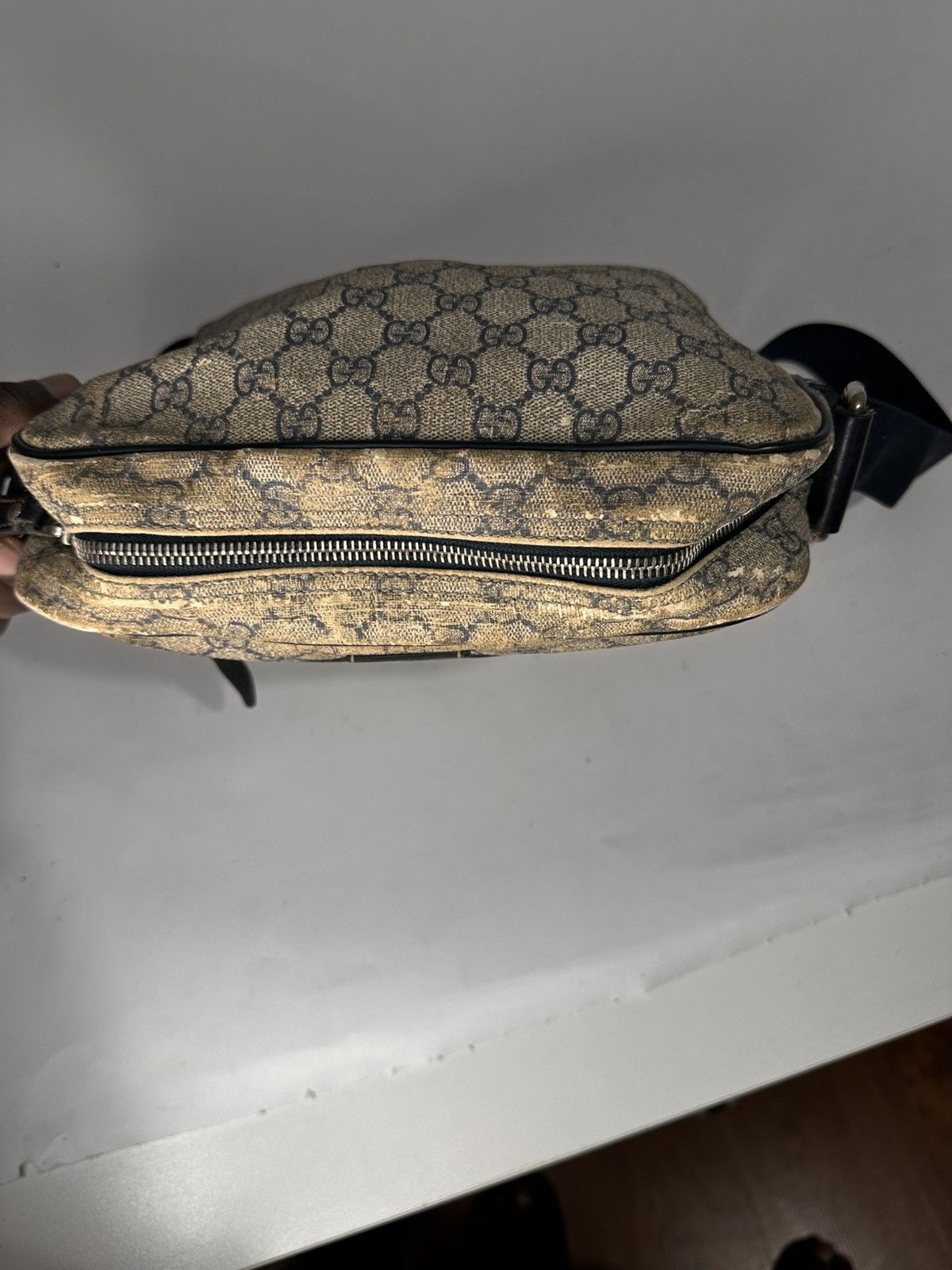Gucci Gucci Monogram Supreme Crossbody Beige Canvas Bag. Size ONE SIZE - 8 Thumbnail