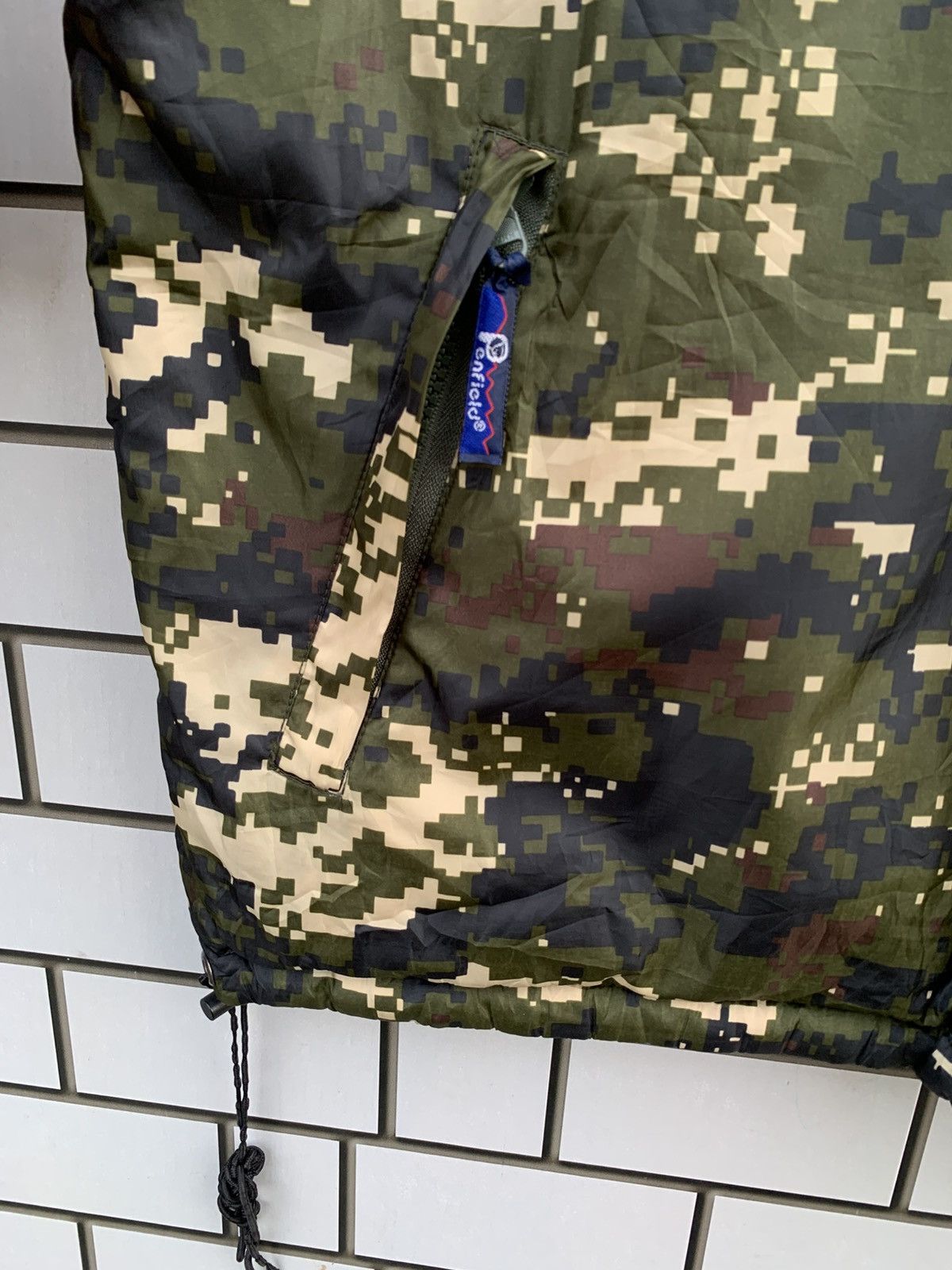 Penfield Vintage Penfield Camo Reversible Puffer Jacket Size US L / EU 52-54 / 3 - 14 Thumbnail