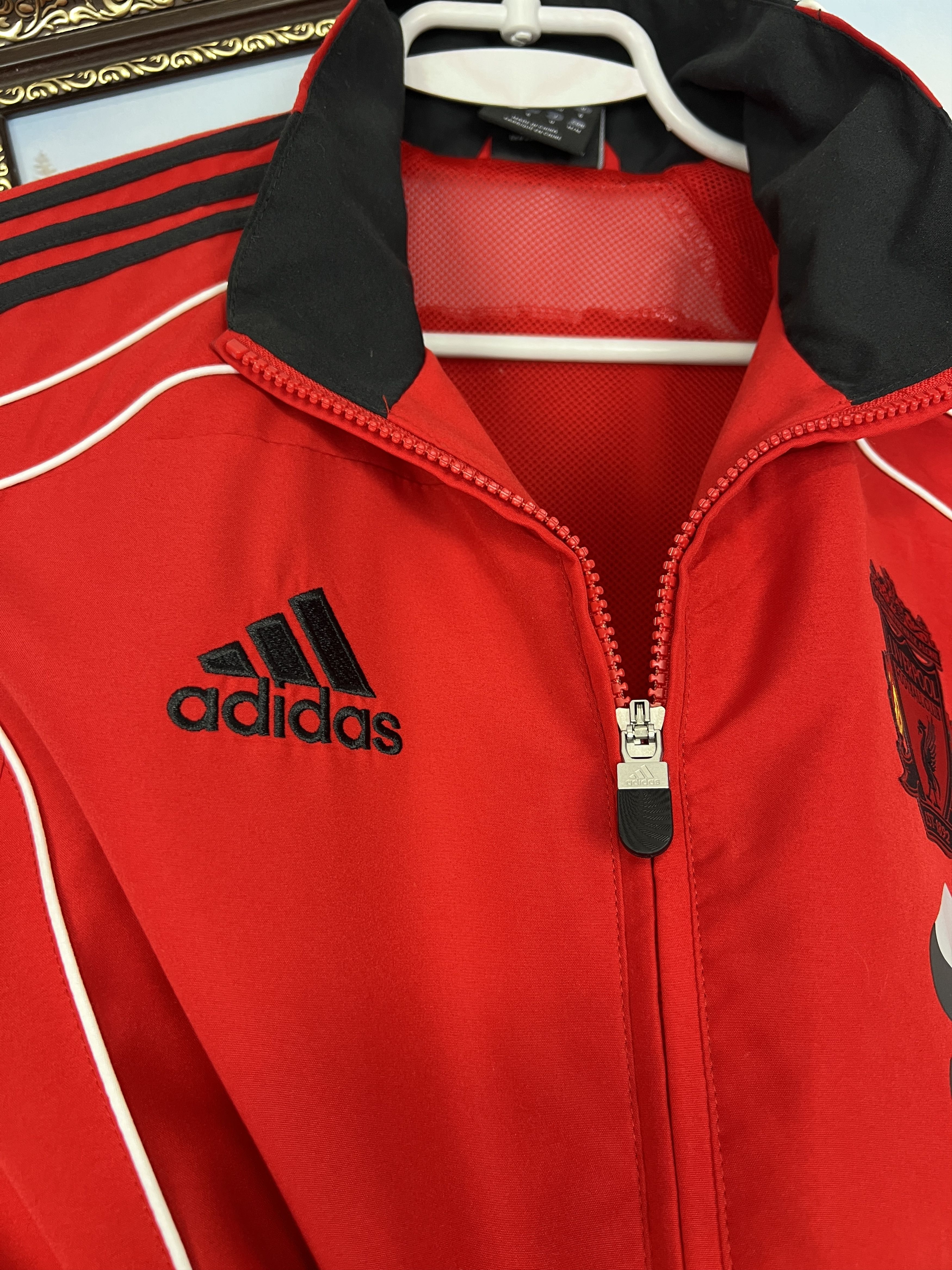 Adidas Vintage Adidas Liverpool Football Jacket Soccer YNWA Size US M / EU 48-50 / 2 - 4 Thumbnail