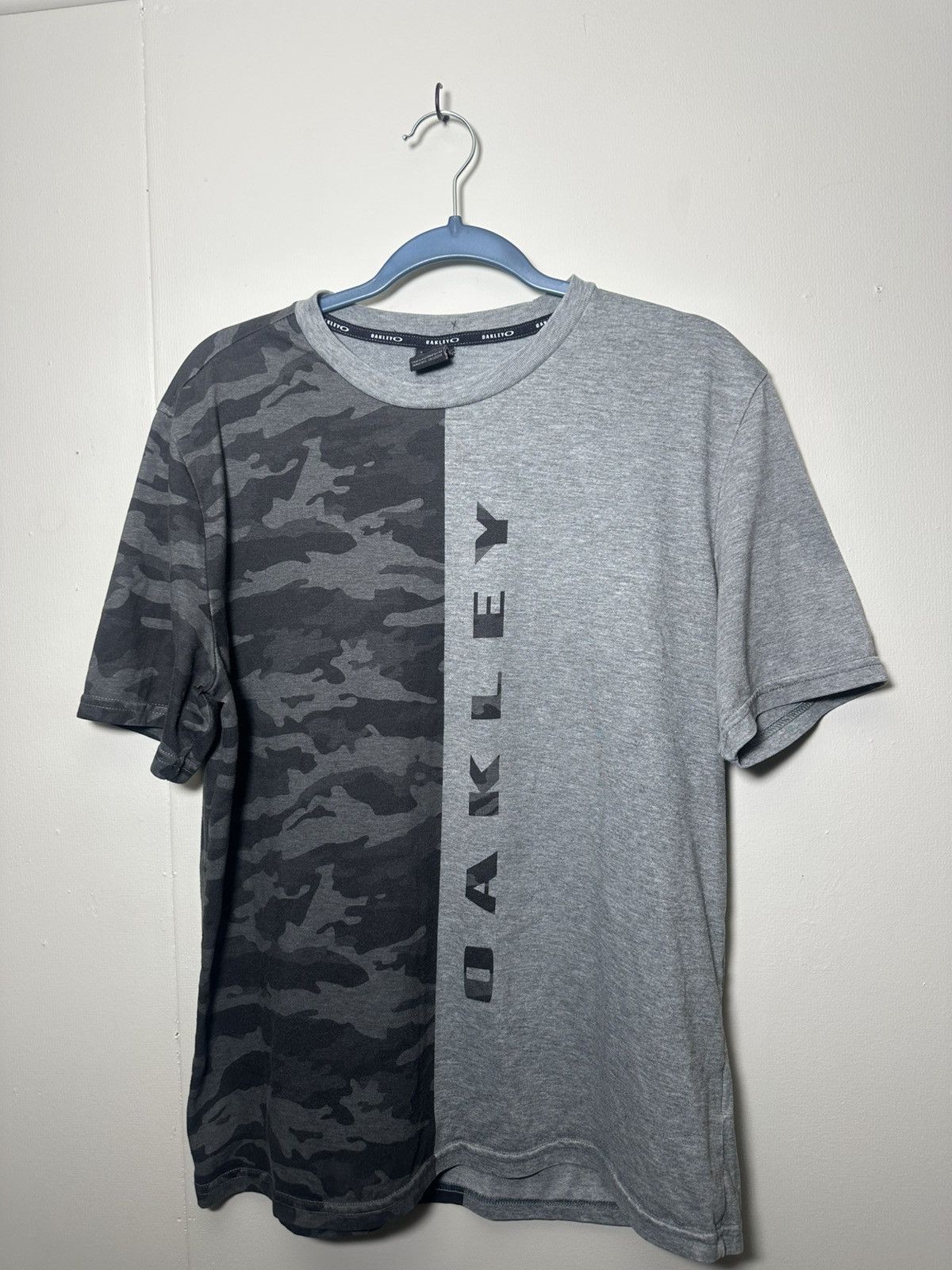 Oakley Gray Camo Oakley Short Y2K Size US L / EU 52-54 / 3 - 1 Thumbnail