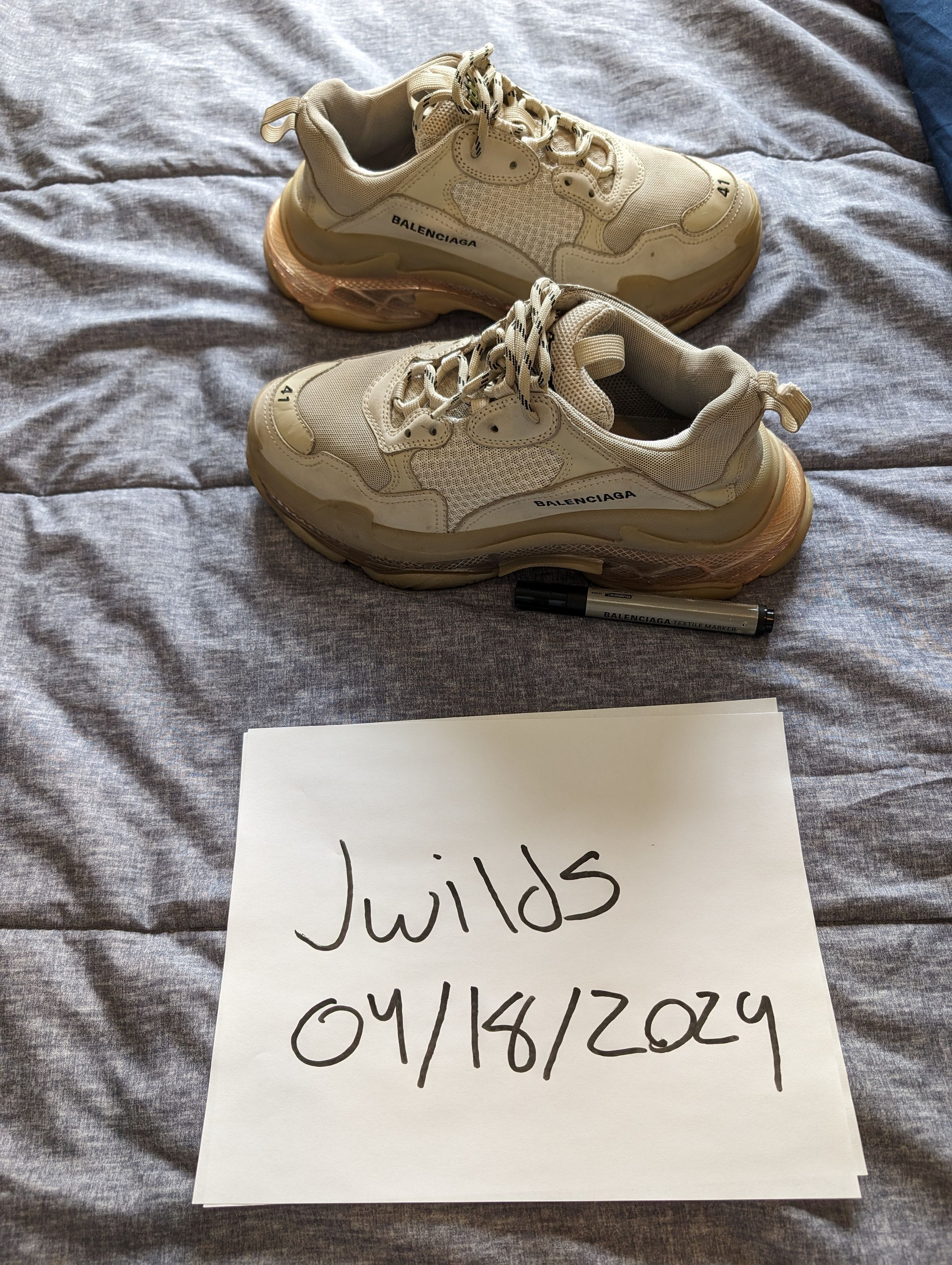 Grailed balenciaga triple s online