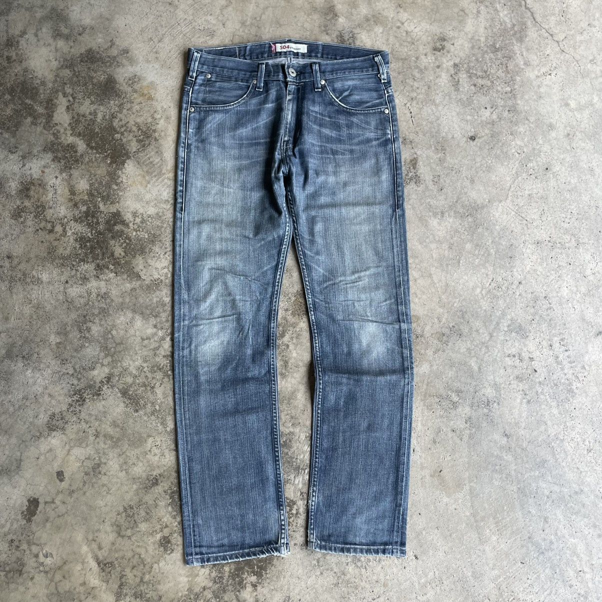 Levi's Vintage Clothing 🔥Vintage Levis 504 Stoned Washed Ripped Distress Denim Jeans Size US 34 / EU 50 - 1 Thumbnail