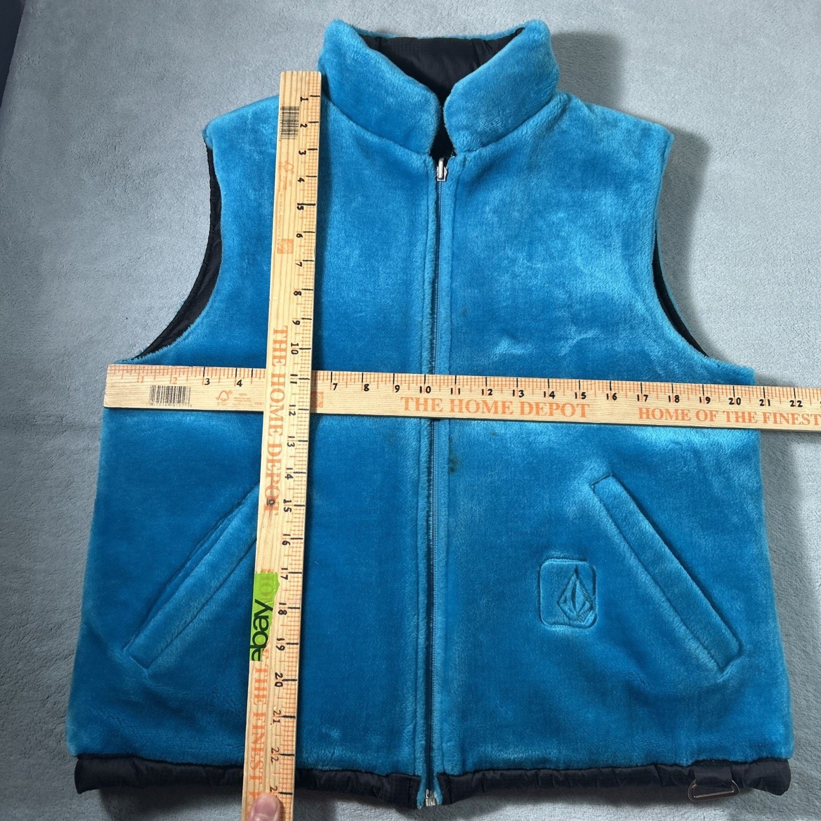 Volcom RARE Volcom Fuzzar Snow Vest Downed Jacket W's Large Revers Size L / US 10 / IT 46 - 15 Thumbnail