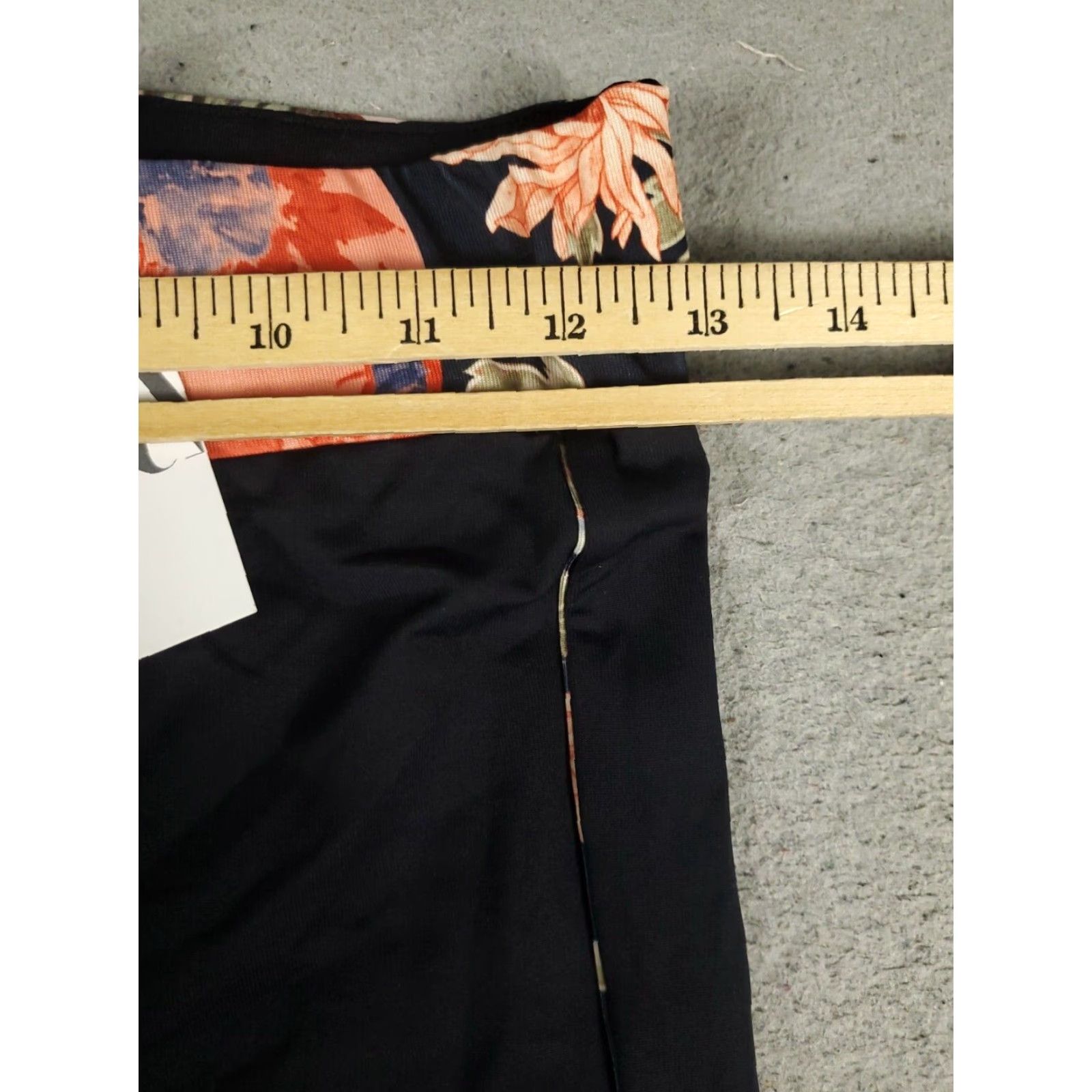 Zara Zara Pants Womens Black Floral Accents Yoga Stretch Leggings M Size Regular Fit Size 32" / US 10 / IT 46 - 3 Thumbnail