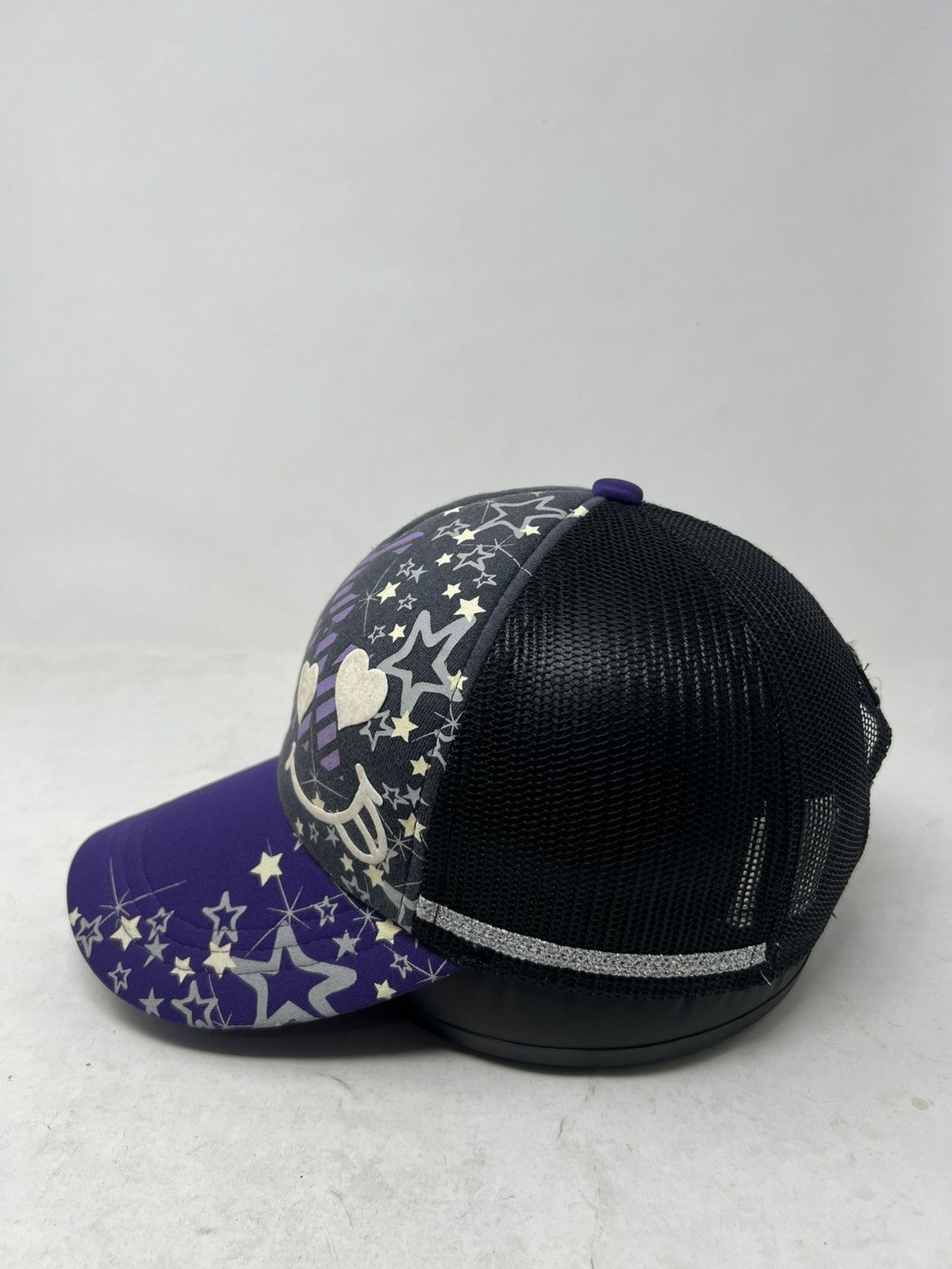 If Six Was Nine Black Graffiti Smiley USA Chic Chick Trucker Hat Size ONE SIZE - 2 Thumbnail