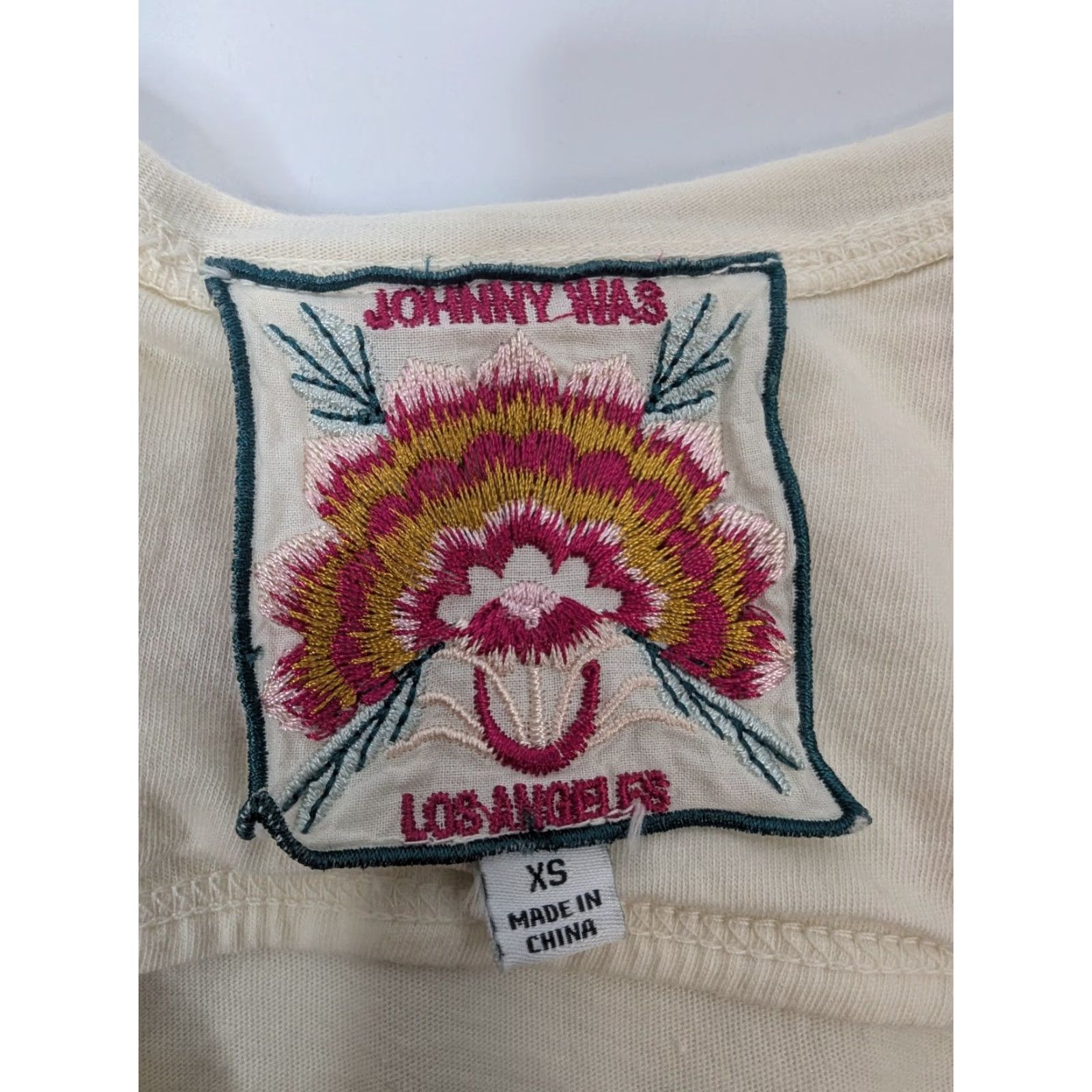 Johnny Was Johnny Was Floral Embroidered V-Neck 3/4 Sleeve Beige Tunic Top Boho Women's XS Shirt Size XS / US 0-2 / IT 36-38 - 7 Thumbnail