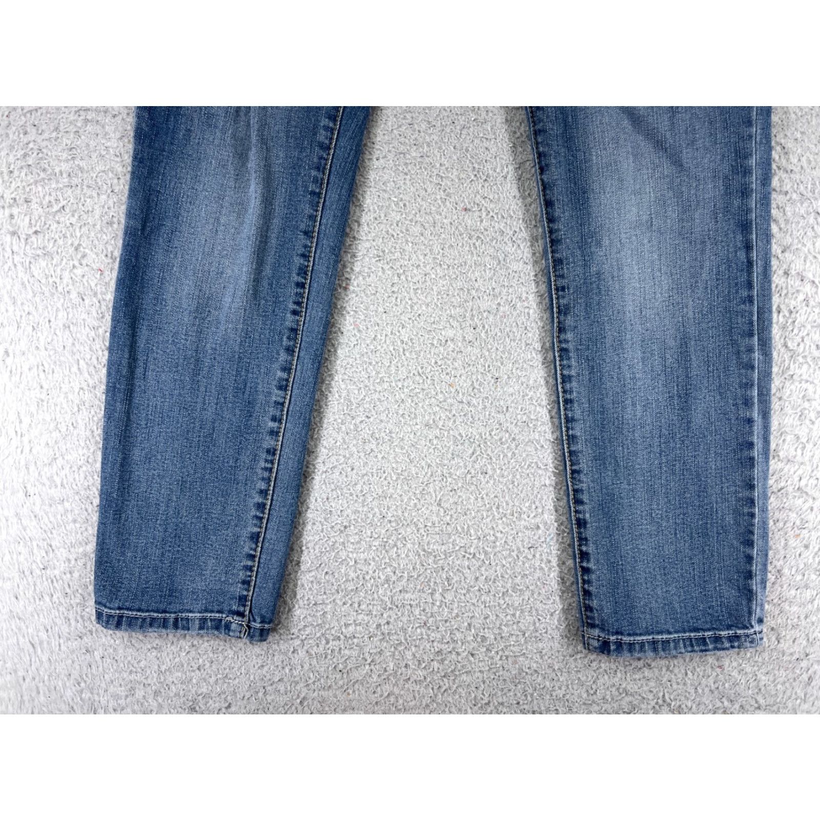 Vintage INC Jeans Women 8 Blue Denim Skinny Embroidered Distressed Cotton 27x28 Womens Size 30" / US 8 / IT 44 - 2 Thumbnail
