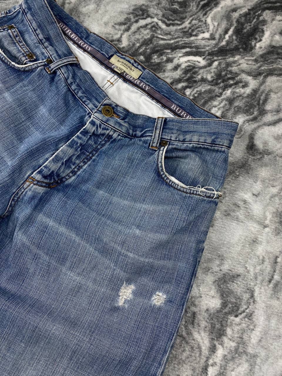 Burberry Vintage Burberry Denim Baggy Jeans Size US 34 / EU 50 - 7 Thumbnail