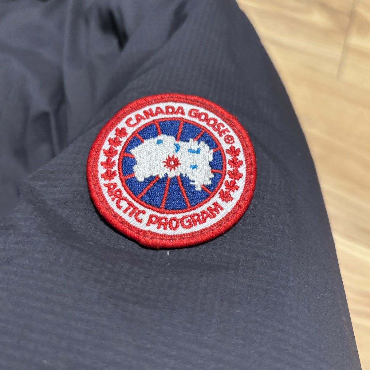 Canada Goose Canada Goose Lodge Hoodie Size US XL / EU 56 / 4 - 4 Thumbnail