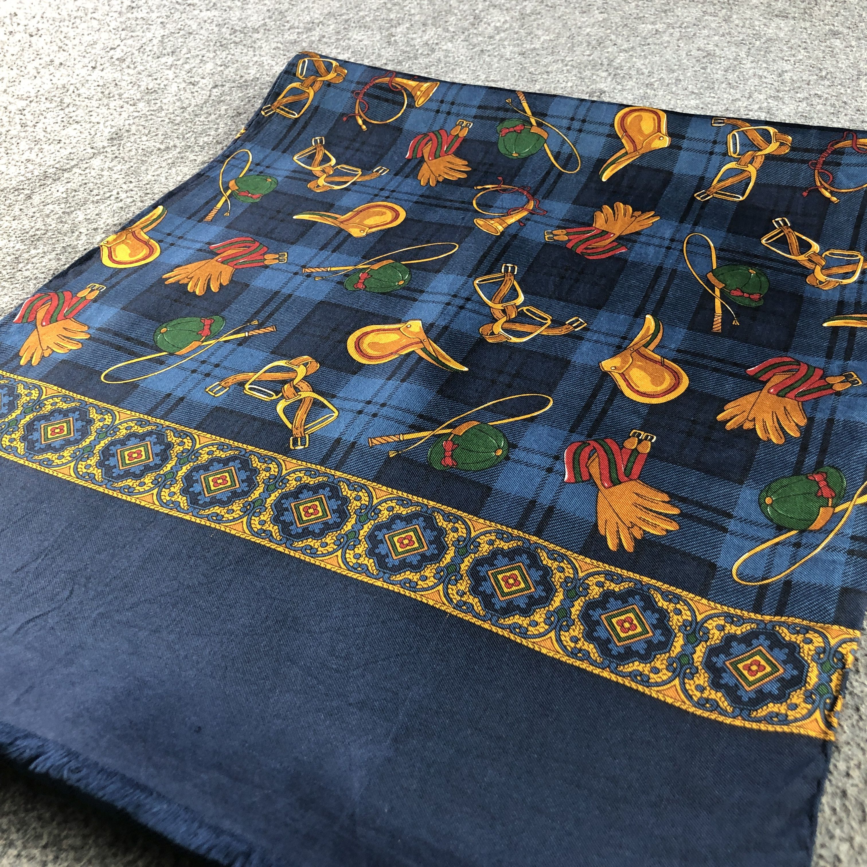 Japanese Brand Vintage Silk Scarf Muffler Stole V2903 Size ONE SIZE - 4 Thumbnail