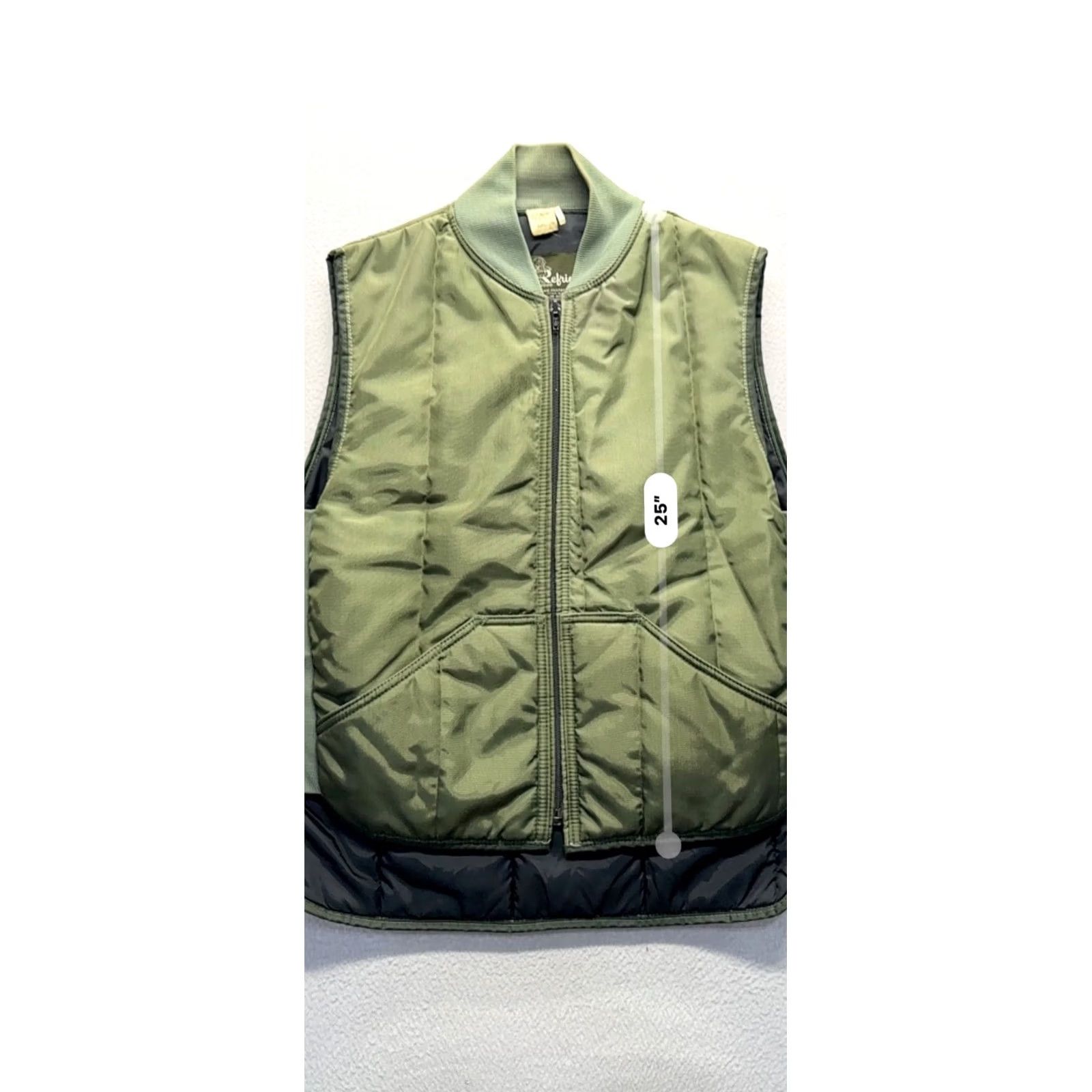 Refrigiwear RefrigiWear Insulated Vest Mens M Olive Green Quilted Ribbed Knit Sides Front Pockets Polyester Nylon shell 9498 Size US M / EU 48-50 / 2 - 5 Thumbnail