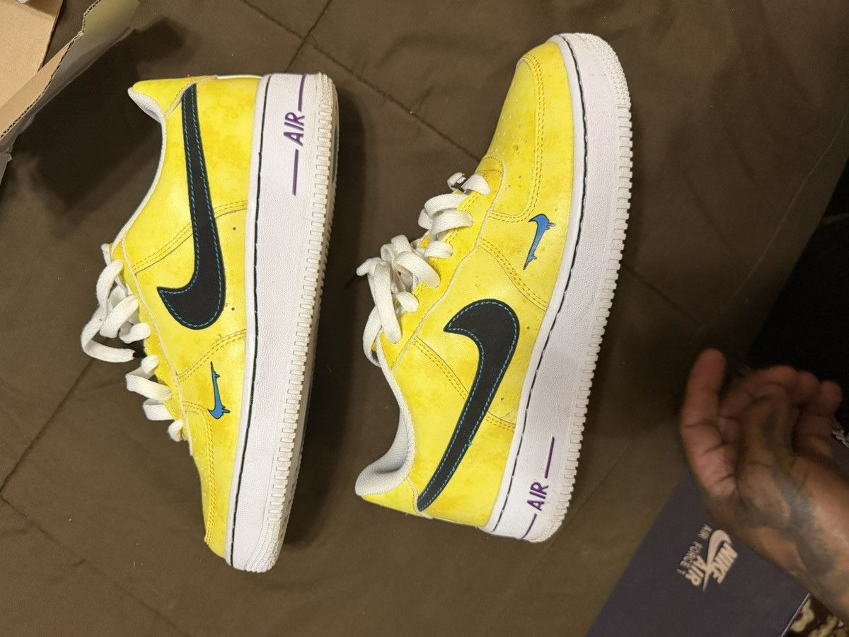 Nike Air Force 1 Size US 7 / EU 40 - 2 Thumbnail