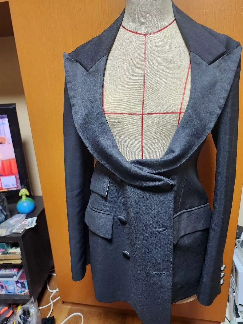 Vivienne Westwood Vivienne Westwood Shiney wool black suit jacket Size M / US 6-8 / IT 42-44 - 1 Thumbnail