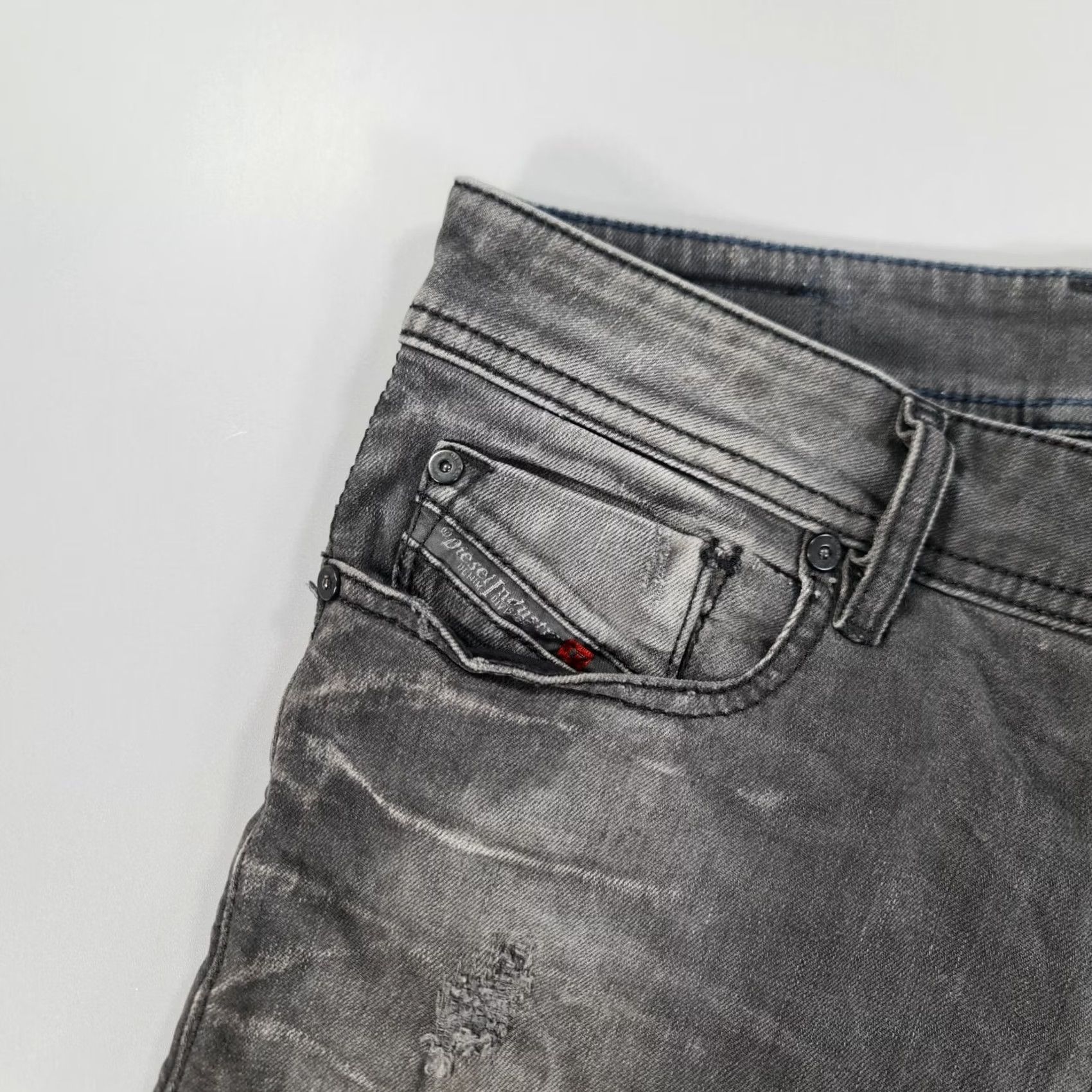 Diesel Diesel Sleenker Jeans Mens Grey Skinny Slim Stretch Denim 0676P W30 L29 5-Pocket Distressed 98% Cotton Elastane Slim Fit Size US 30 / EU 46 - 3 Thumbnail