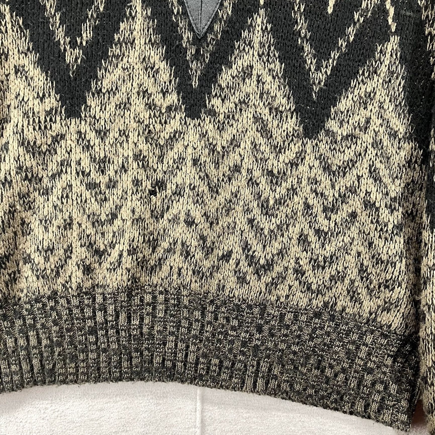 Vintage VINTAGE Cartwell Leather Acrylic Sweater Pullover Crew Neck Long Sleeve Men L Black Tan Geometric Pattern 80s 70s Bohemian Retro Size US L / EU 52-54 / 3 - 7 Thumbnail