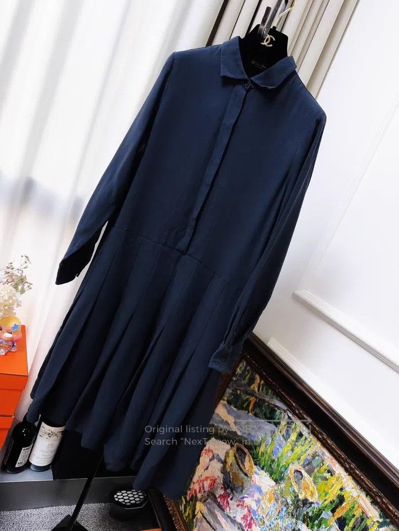Loro Piana Loro Piana Navy blue pleated mid-length dress Size M / US 6-8 / IT 42-44 - 1 Thumbnail