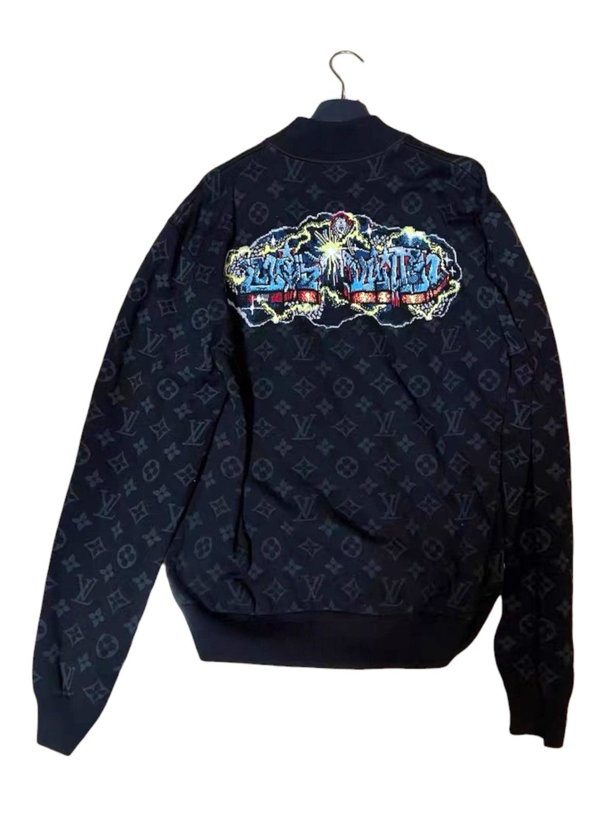 Louis Vuitton LOUIS VUITTON L Graffiti Monogram Zipup Long Sleeve Jacket Size US L / EU 52-54 / 3 - 2 Thumbnail