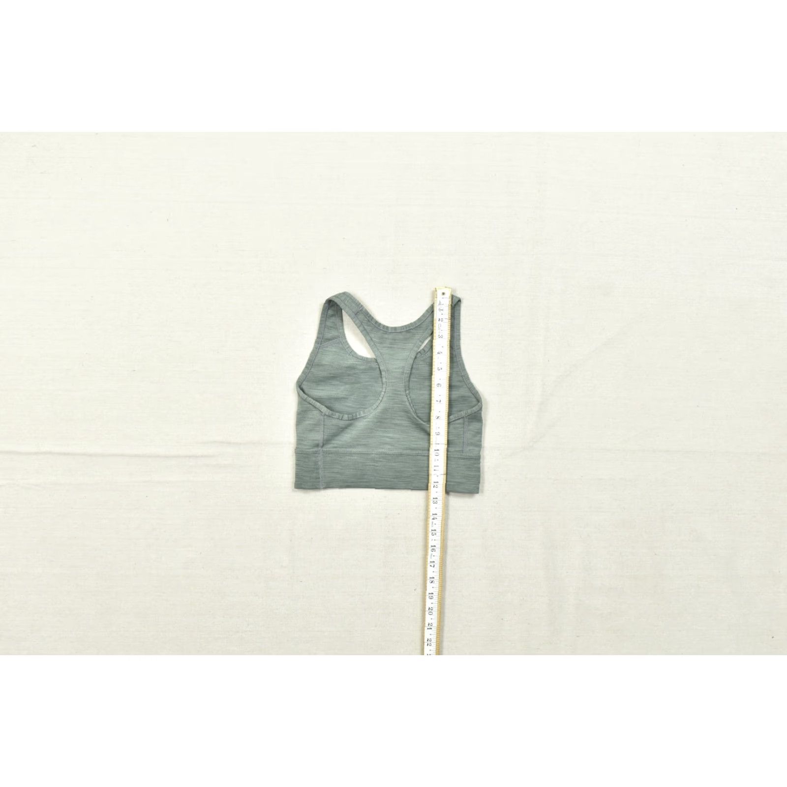 Nike Nike Dri-FIT Women's Small Gray Racerback Sports Bra Activewear Shirt Sleeveless Nike Women Bra Gray Heathered Striped 90s? Size ONE SIZE - 4 Thumbnail