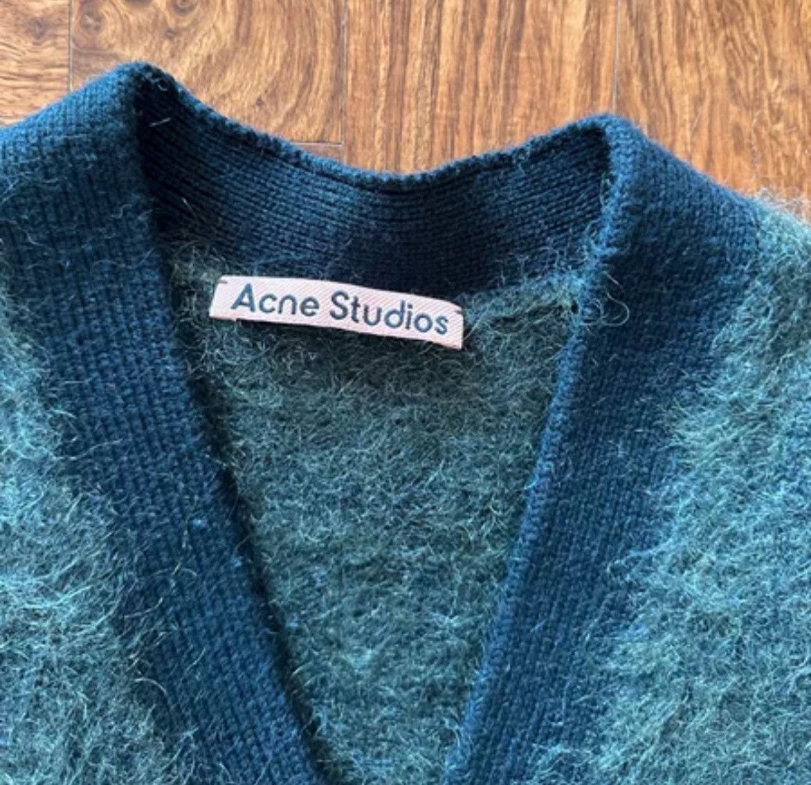 Acne Studios Acne studios Mohair cardigan 2412-Nextarrow Size US XS / EU 42 / 0 - 3 Thumbnail