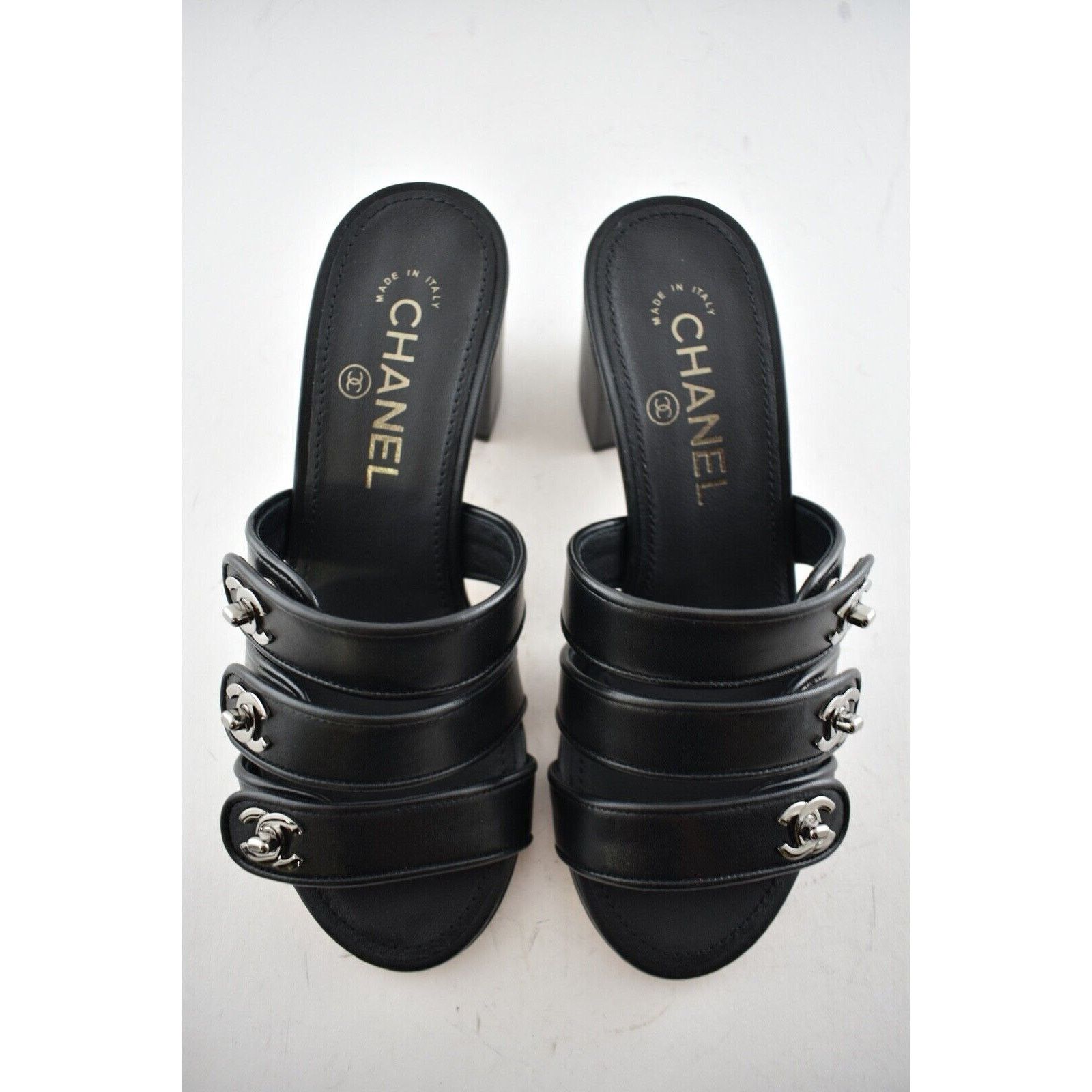 Chanel 19P Turnlock CC Logo Mule Strap Slide Block Heel Sandal 36 Size US 6 / IT 36 - 8 Thumbnail