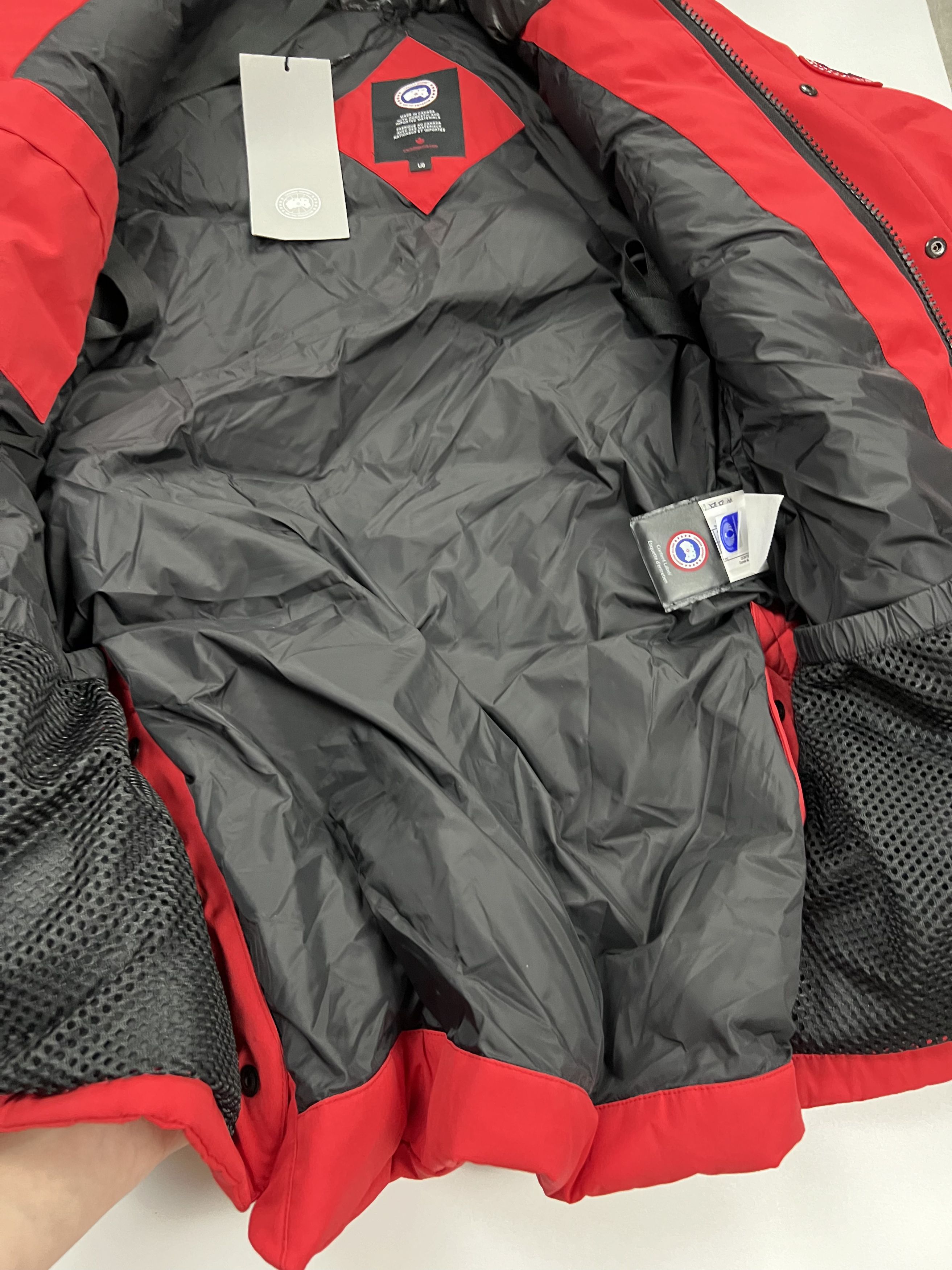 Canada Goose canada goose puffer parka size L-XL NEW luxury Size US L / EU 52-54 / 3 - 14 Thumbnail