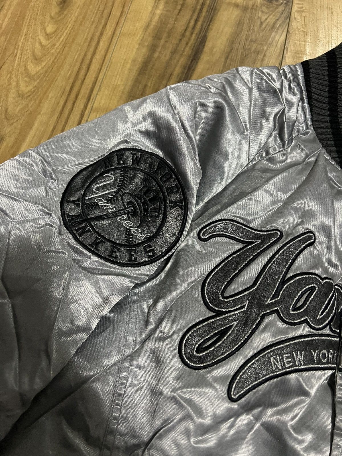 MLB × Vintage Vintage New York Yankees Varsity Bomber Jacket Baseball MLB Size US L / EU 52-54 / 3 - 3 Thumbnail