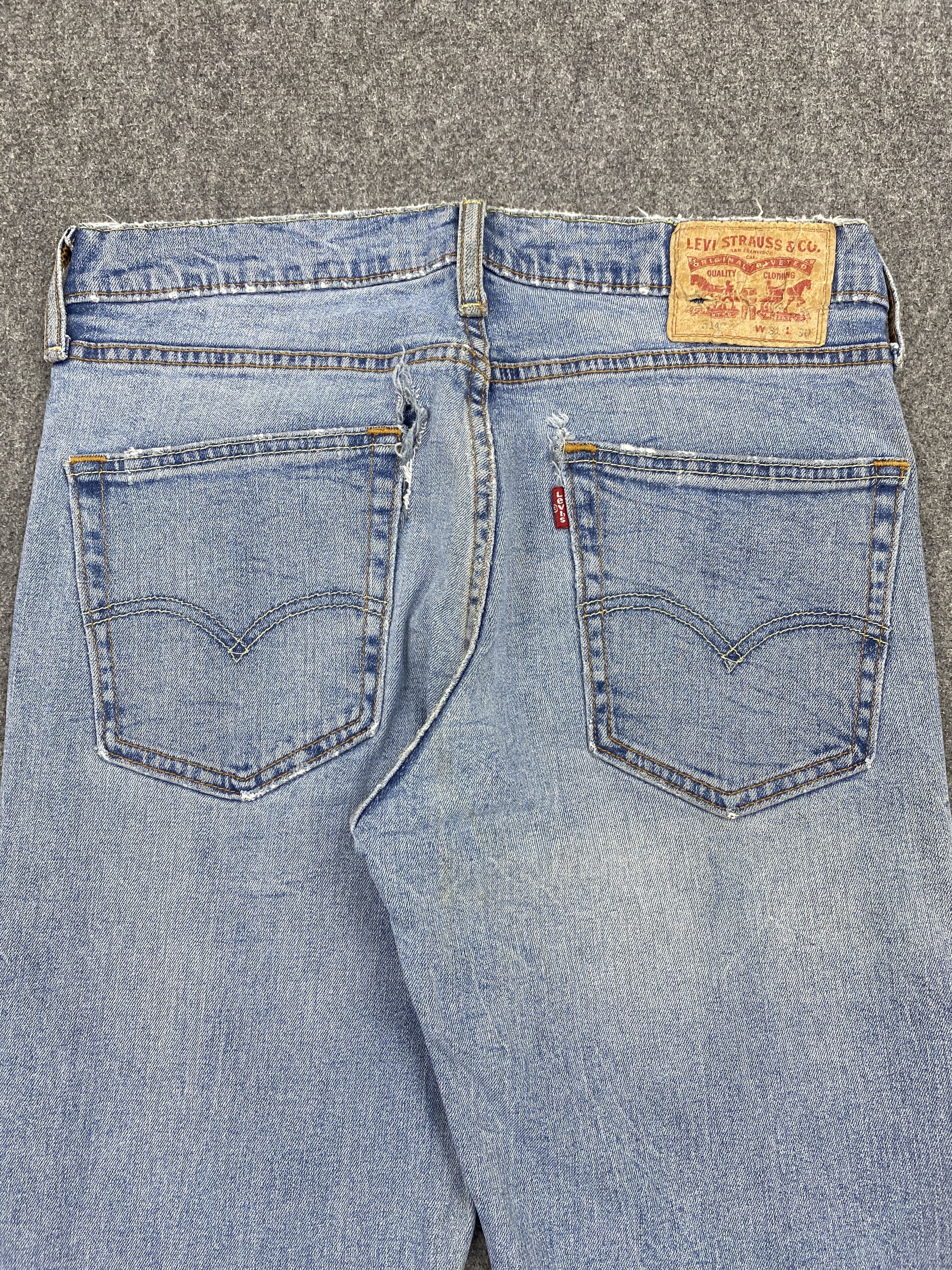 Levi's × Vintage Faded Blue Vintage Levis 514 Distressed Jeans Size US 28 / EU 44 - 4 Thumbnail