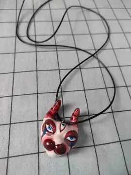 Designer × Vintage Handmade Three-eyed croissant cat pendant Size ONE SIZE - 1 Thumbnail
