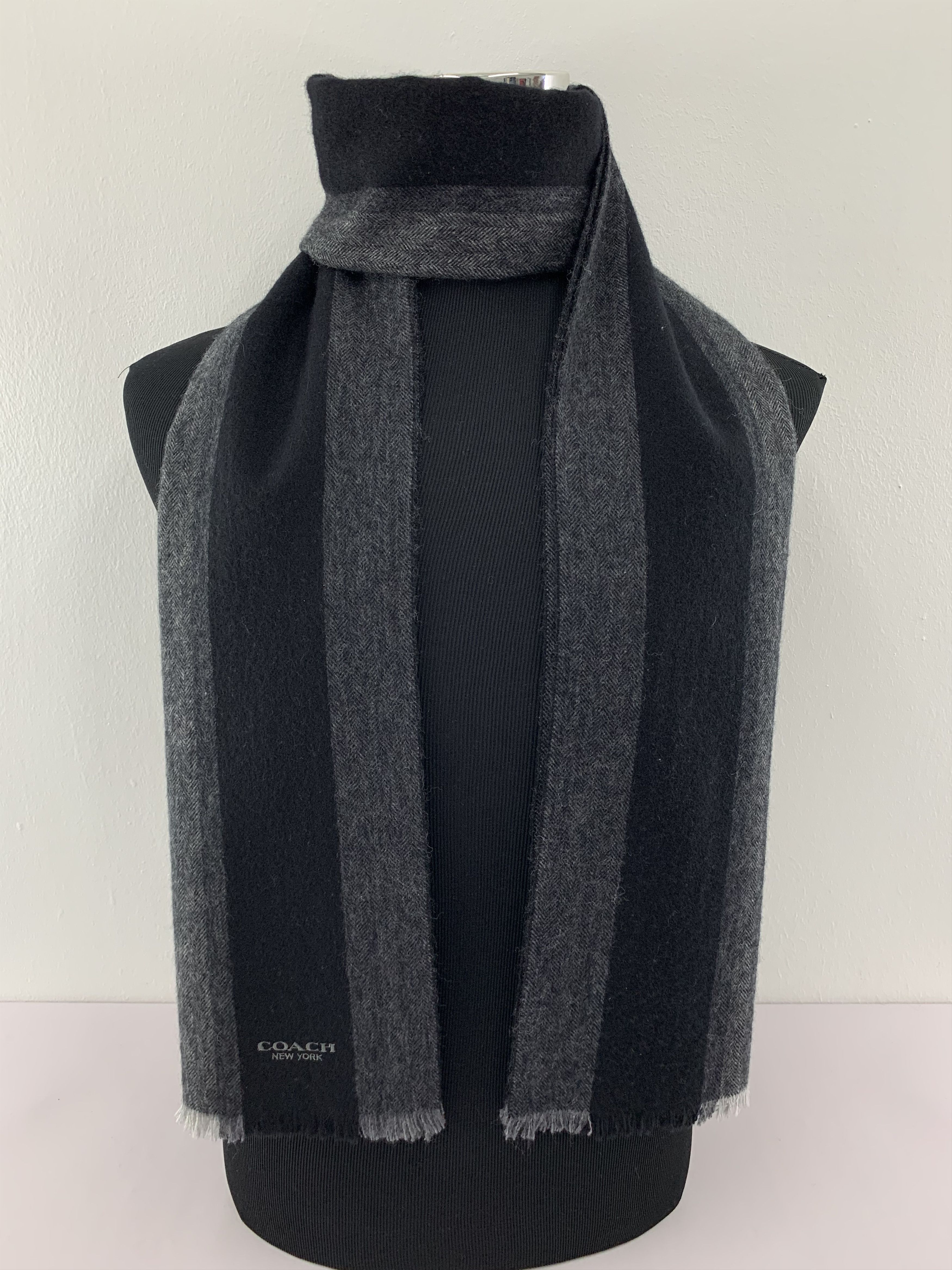 Coach Coach Scarf Wool Muffler Neck Wrap BL5160 Size ONE SIZE - 1 Thumbnail