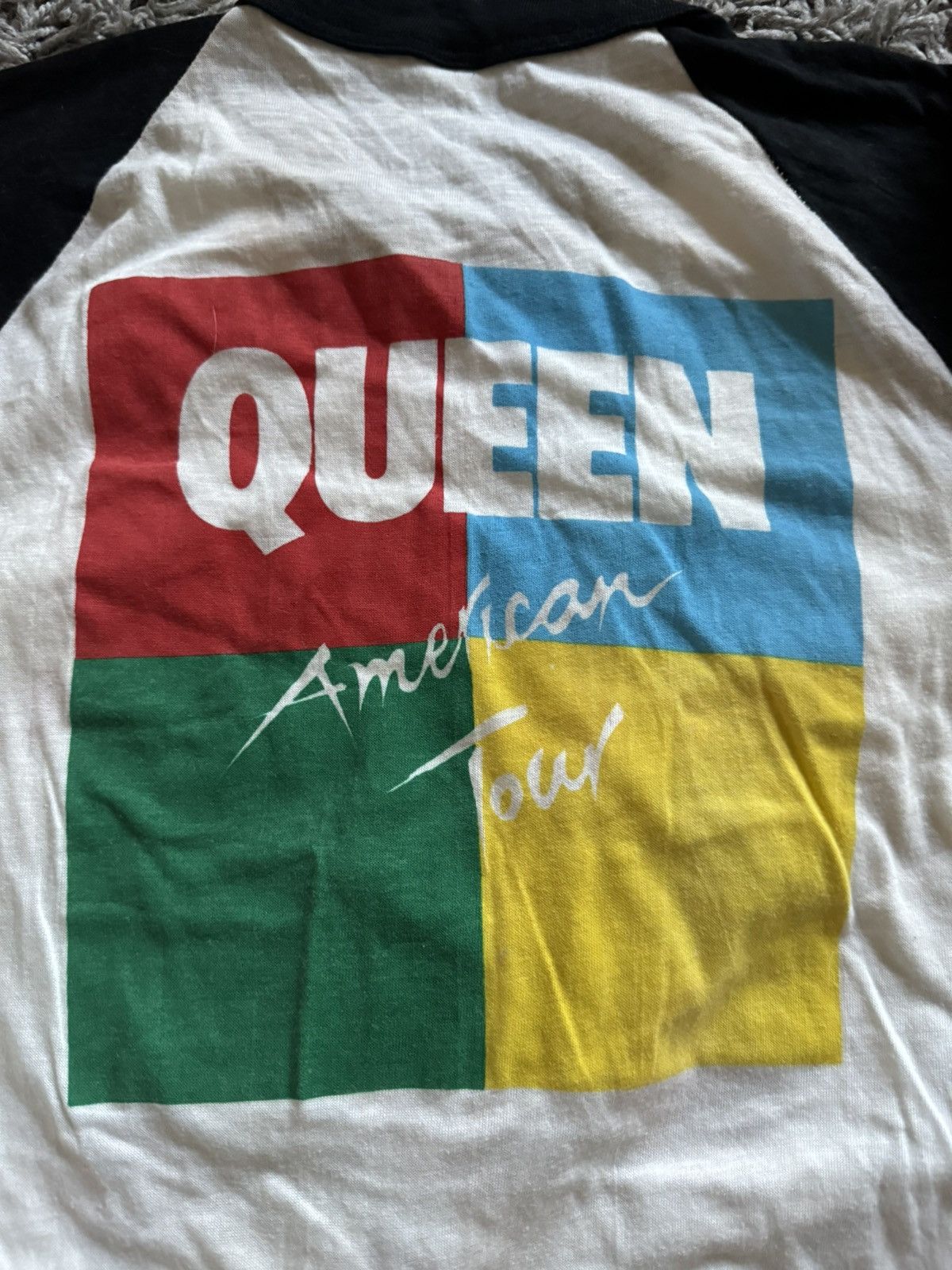 Vintage Queen American Tour 1982 Tee - Size L Size US L / EU 52-54 / 3 - 5 Thumbnail