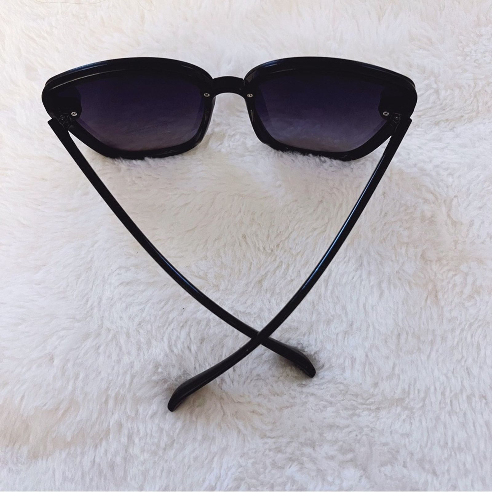 Other Giselle Black Oversized Cat Eye Sunglasses Size ONE SIZE - 11 Thumbnail