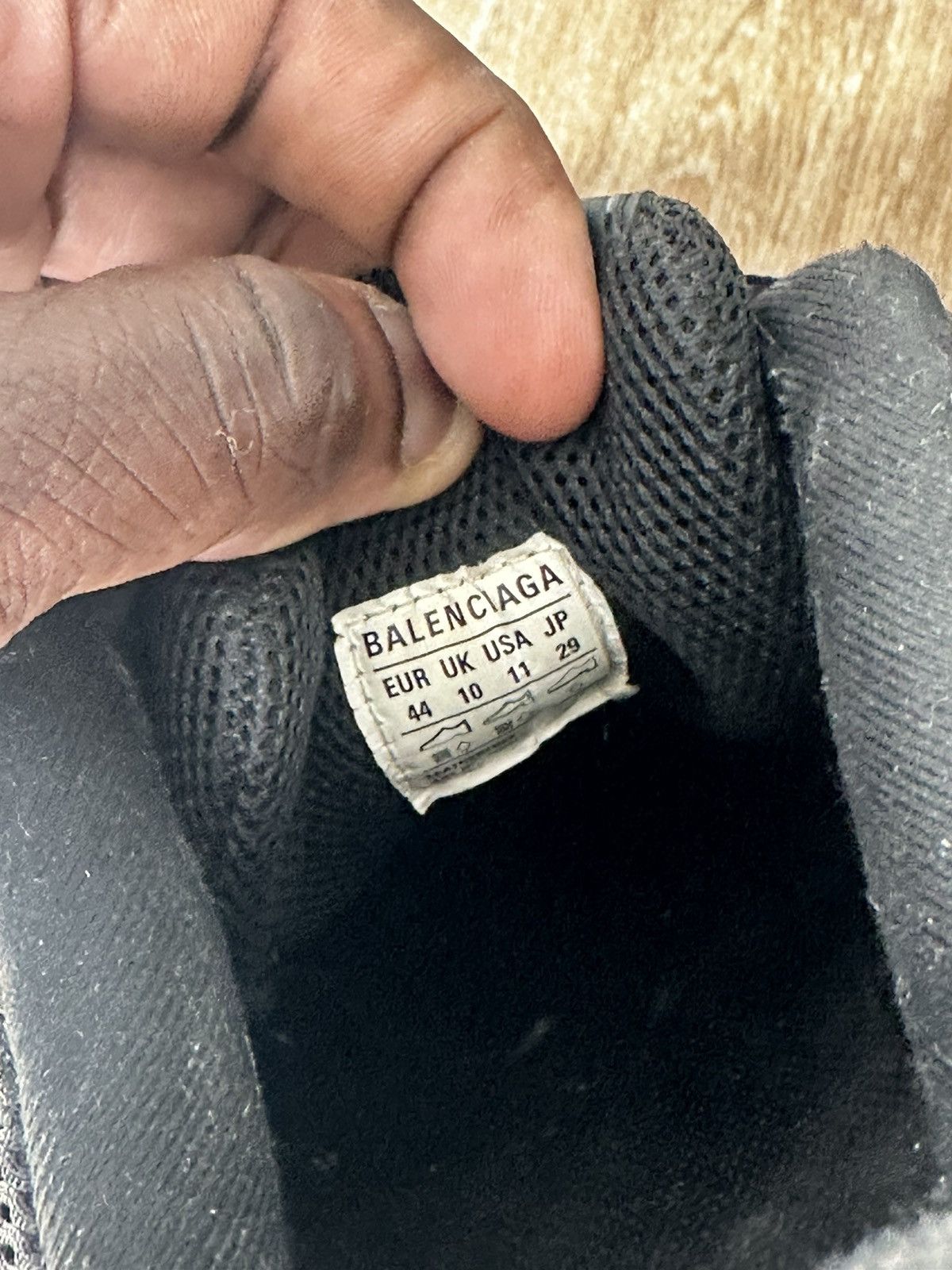 Balenciaga Balenciaga defender sneaker Size US 11 / EU 44 - 3 Thumbnail