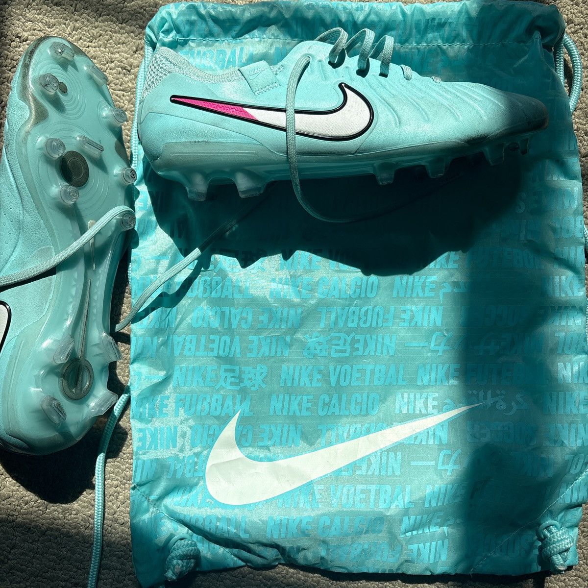 Nike Nike aqua blue cleats Size US 7.5 / EU 40-41 - 1 Thumbnail