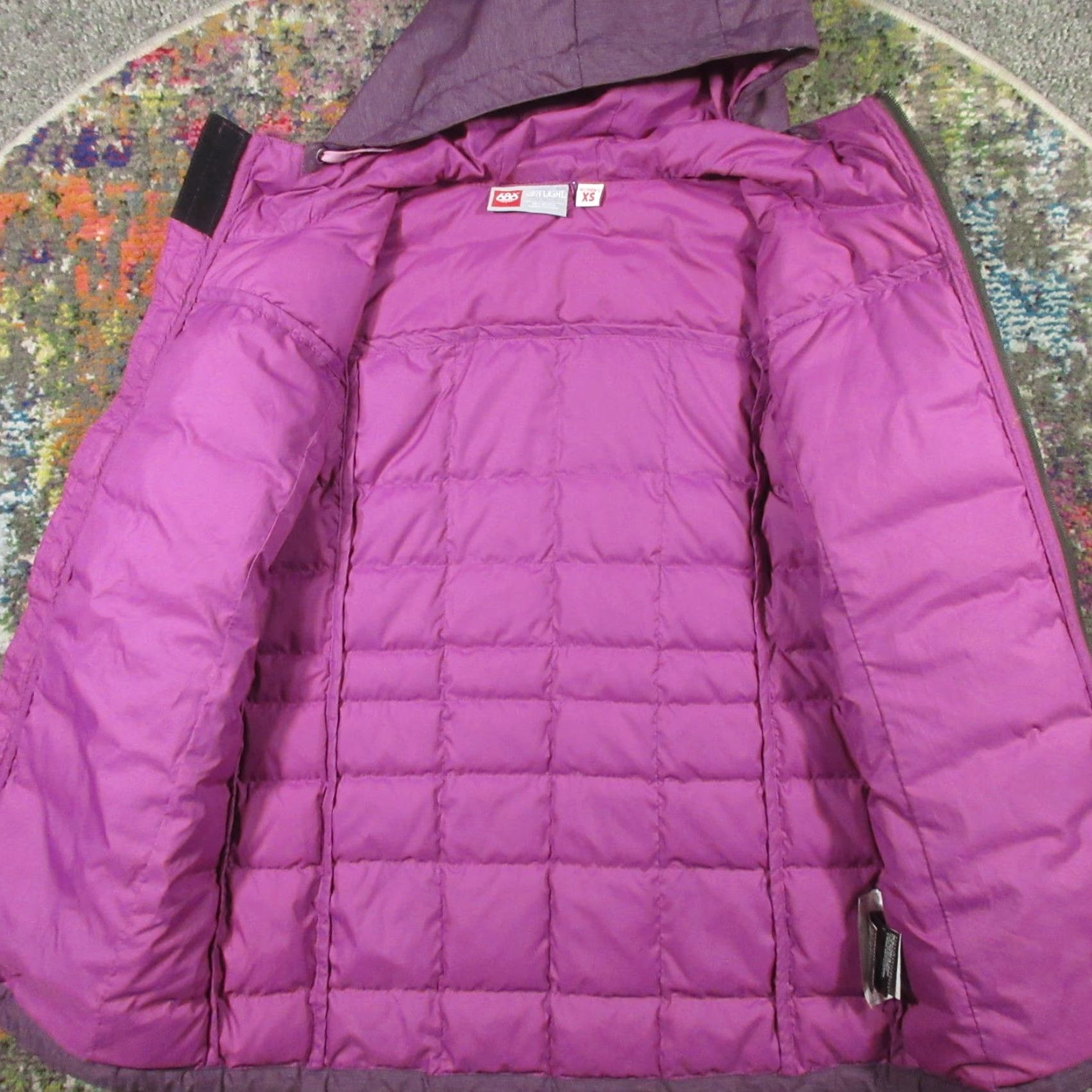 686 686 Airflight Down Puffer Jacket Womens XS Purple Gray Lightweight Snowboard Ski Size XS / US 0-2 / IT 36-38 - 4 Thumbnail