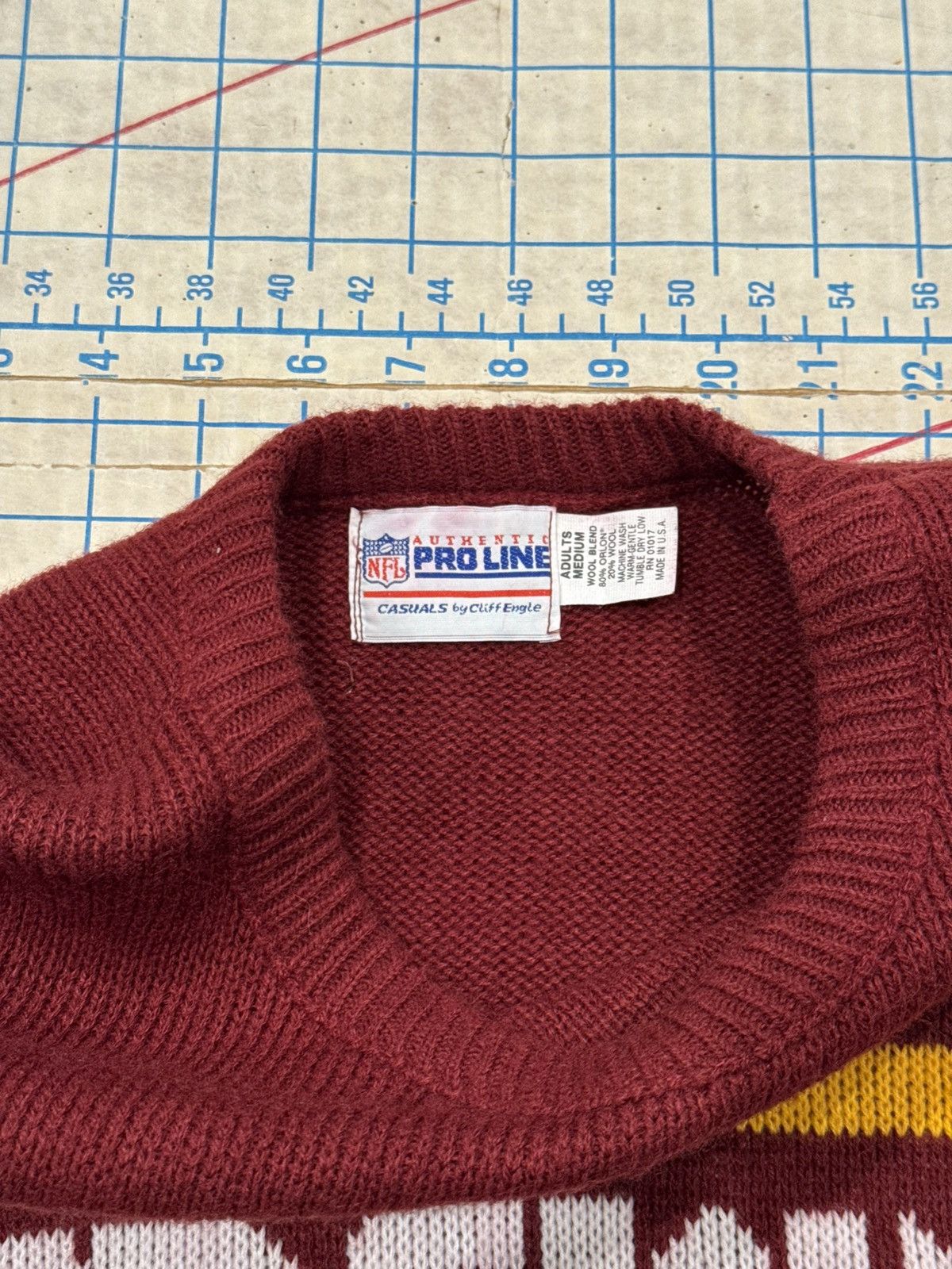 NFL Vintage Cliff Engle Washington Redskins Knit Sweater Size M Size US M / EU 48-50 / 2 - 5 Thumbnail