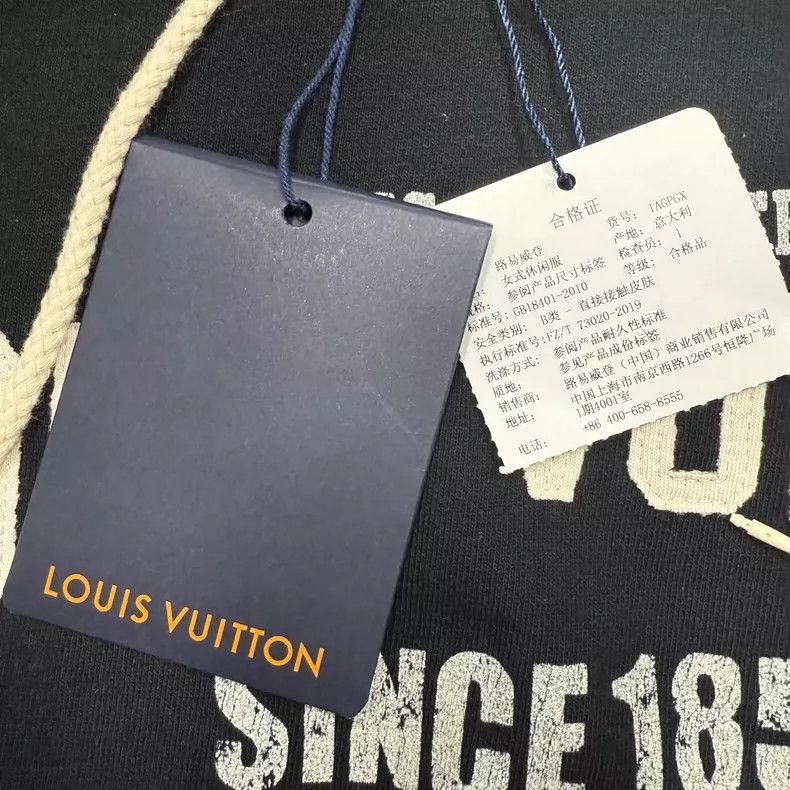 Louis Vuitton Louis Vuitton 25 New Monogram Embroidered Logo Long Sleeve Size US M / EU 48-50 / 2 - 5 Thumbnail