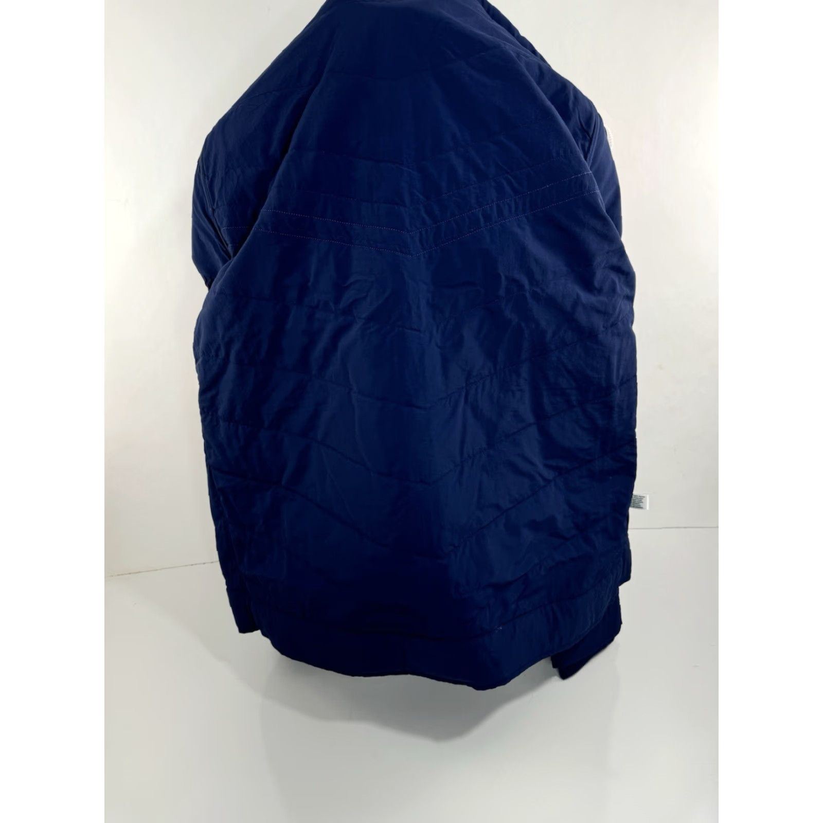 Vintage CRIQUET Jacket XL Embroidered Quilted Skiing Nylon Mens Blue / Red / White APRES SKI 2022 Quilt Embroidered XL Jacket Size US XL / EU 56 / 4 - 6 Thumbnail