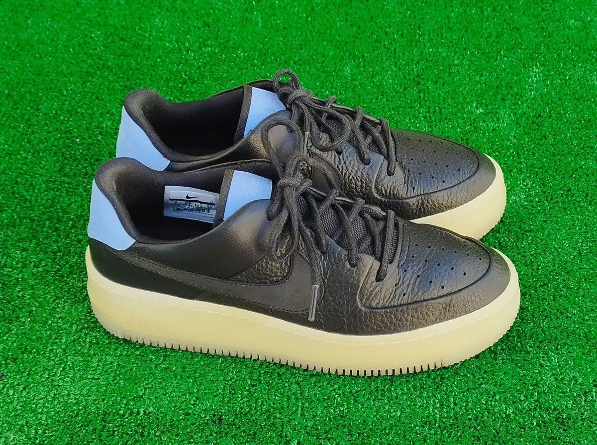 Nike Sneakers Nike Air Force 1 Low Sage LX #9 Size US 9 / IT 39 - 1 Thumbnail