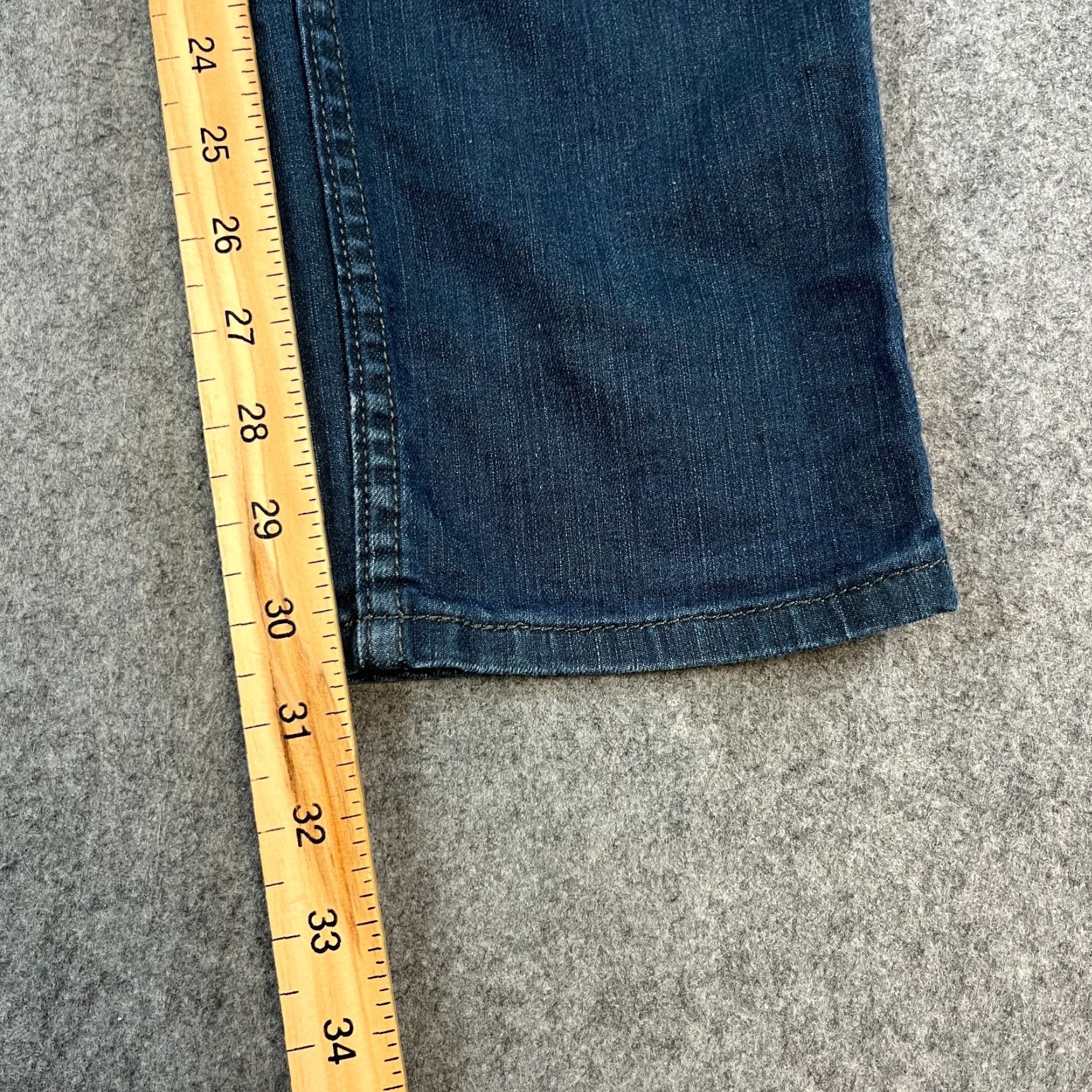 Levi's Levi's 511 Jeans Slim Tapered 32 32 Dark Wash Blue Stretch Zip Fly Denim Cotton Elastan Regular Mens Jeans Size US 32 / EU 48 - 4 Thumbnail