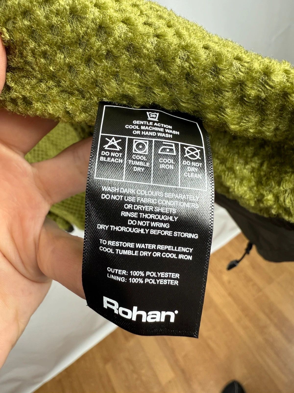 Other Rohan Insulated Jacket Hooded Outdoor Men size XL Size US XL / EU 56 / 4 - 13 Thumbnail