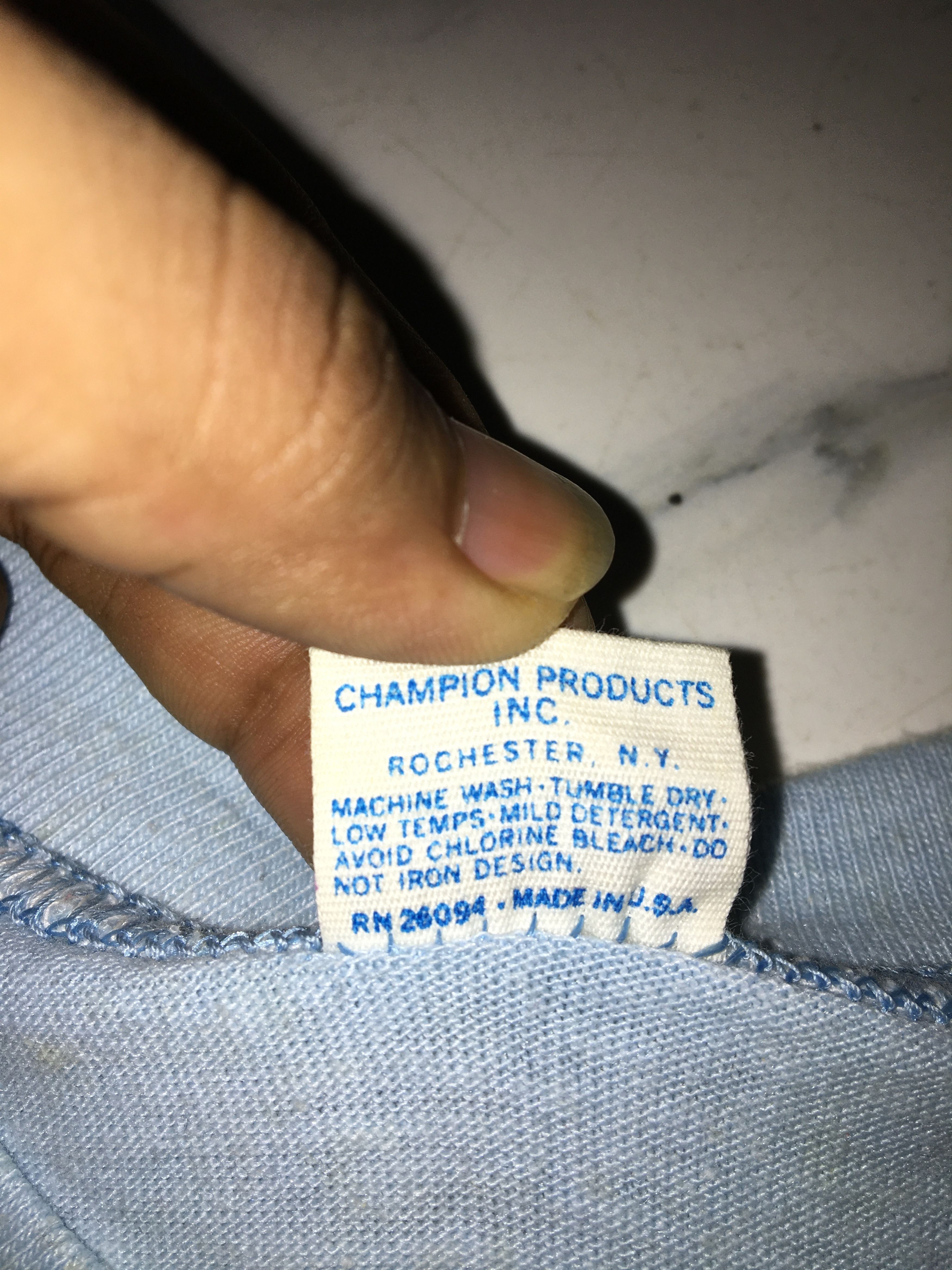 Champion Vintage 80s Champion Tshirt Size US M / EU 48-50 / 2 - 7 Thumbnail