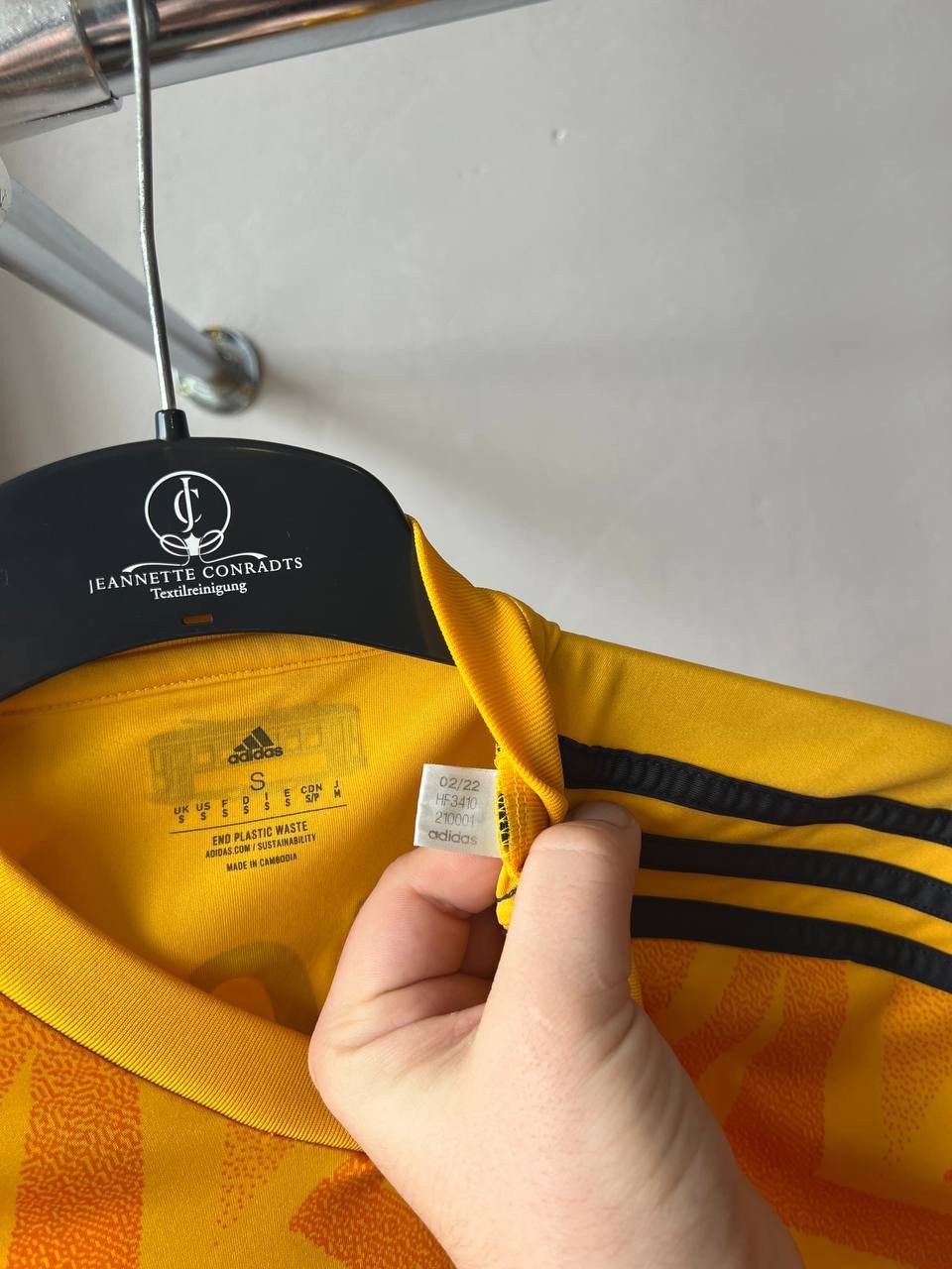 Adidas 2022/23 SLB BENFICA AWAY SOCCER JERSEY FOOTBALL SHIRT SIZE S Size US S / EU 44-46 / 1 - 11 Thumbnail